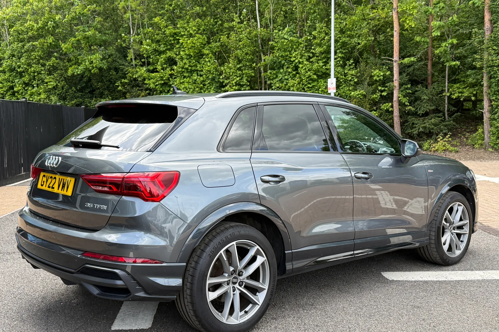 Audi Q3 thumbnail image number 41