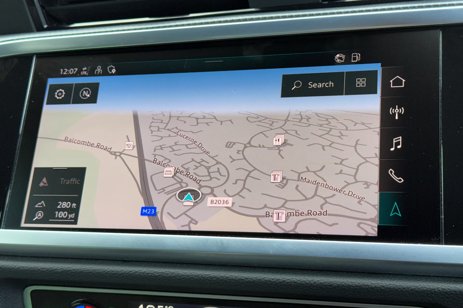 Audi Q3 thumbnail image number 4