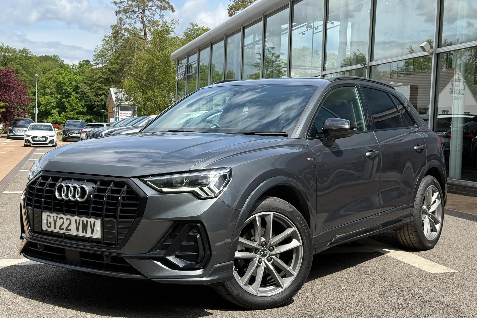 Audi Q3 thumbnail image number 56