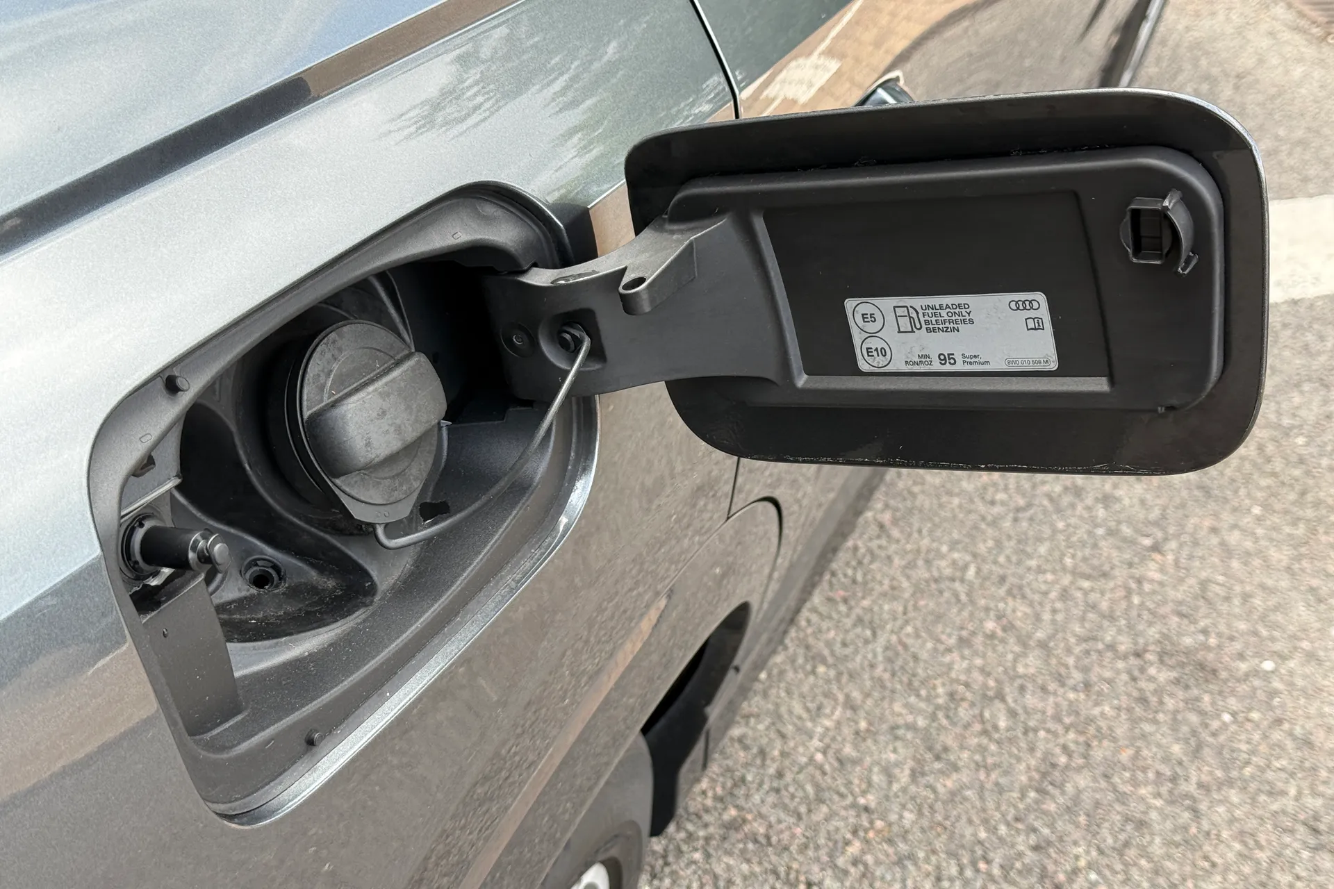 Audi Q3 thumbnail image number 34