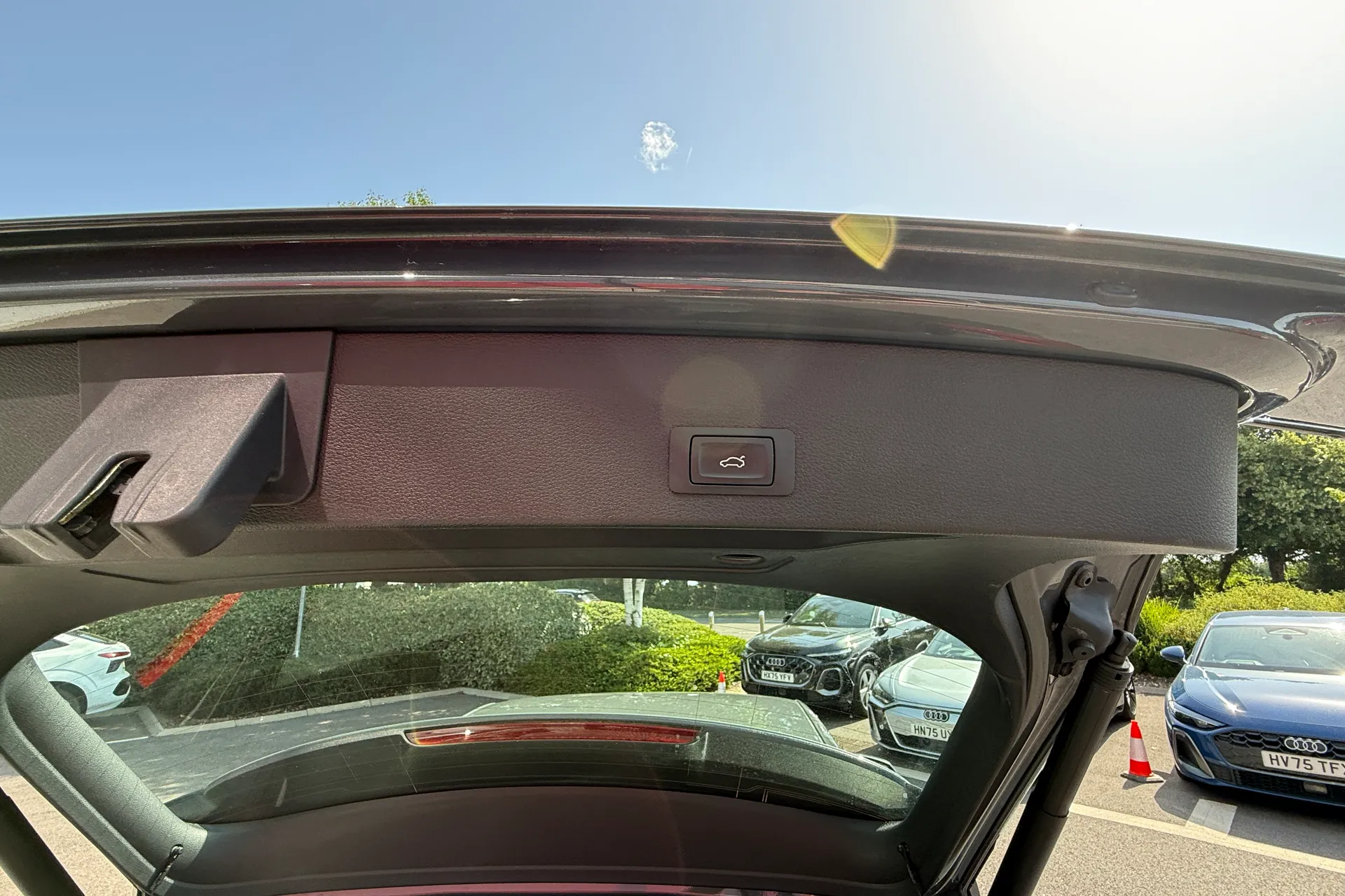 Audi Q2 thumbnail image number 39