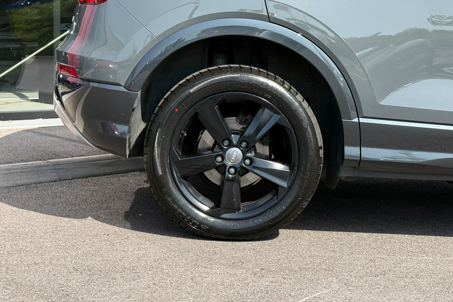 Audi Q2 thumbnail image number 20
