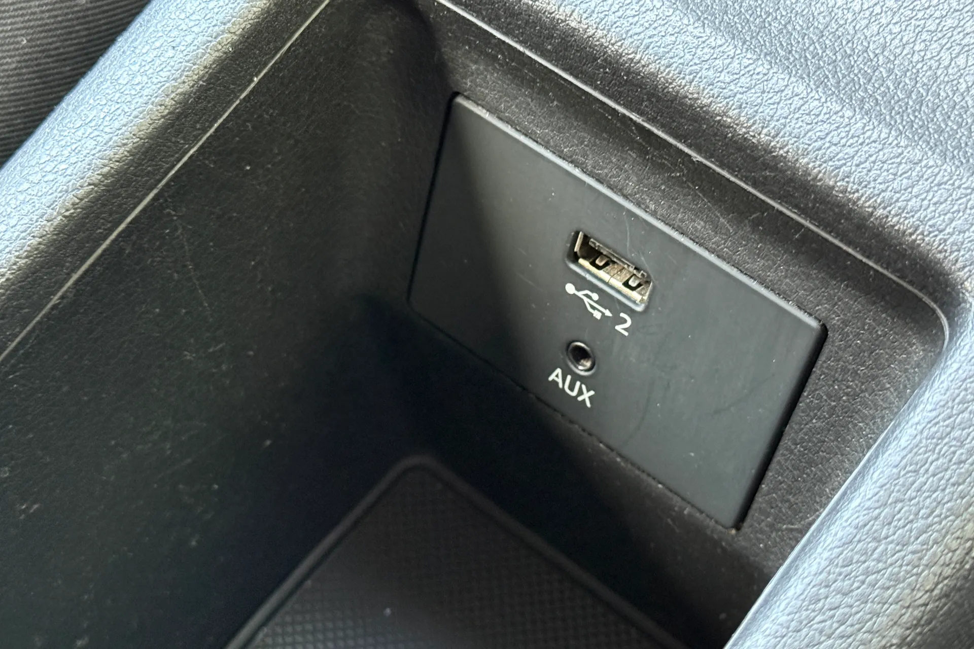 Audi Q2 thumbnail image number 30