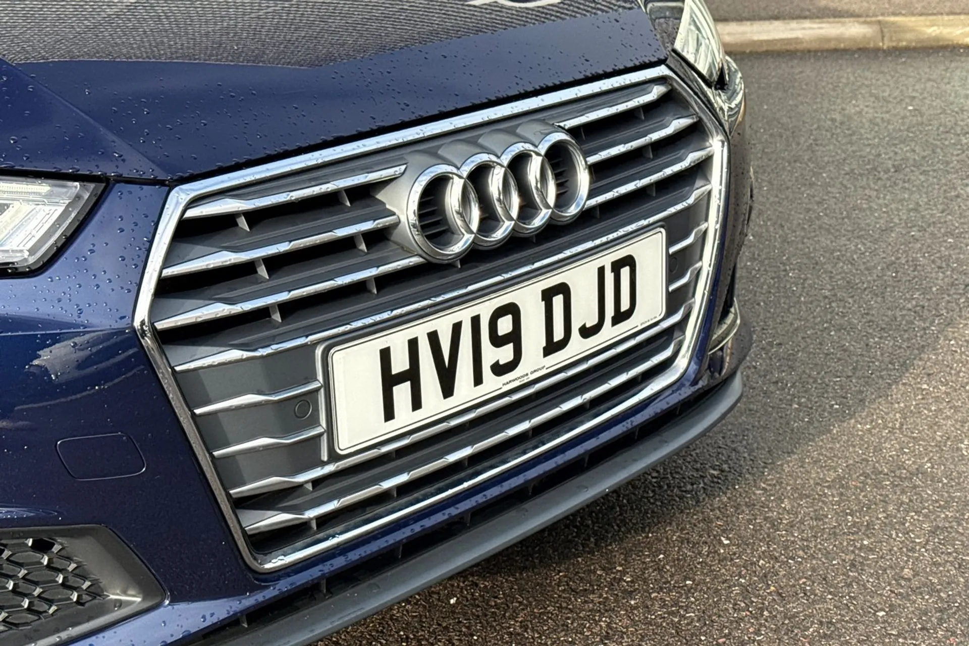 Audi A4 thumbnail image number 7