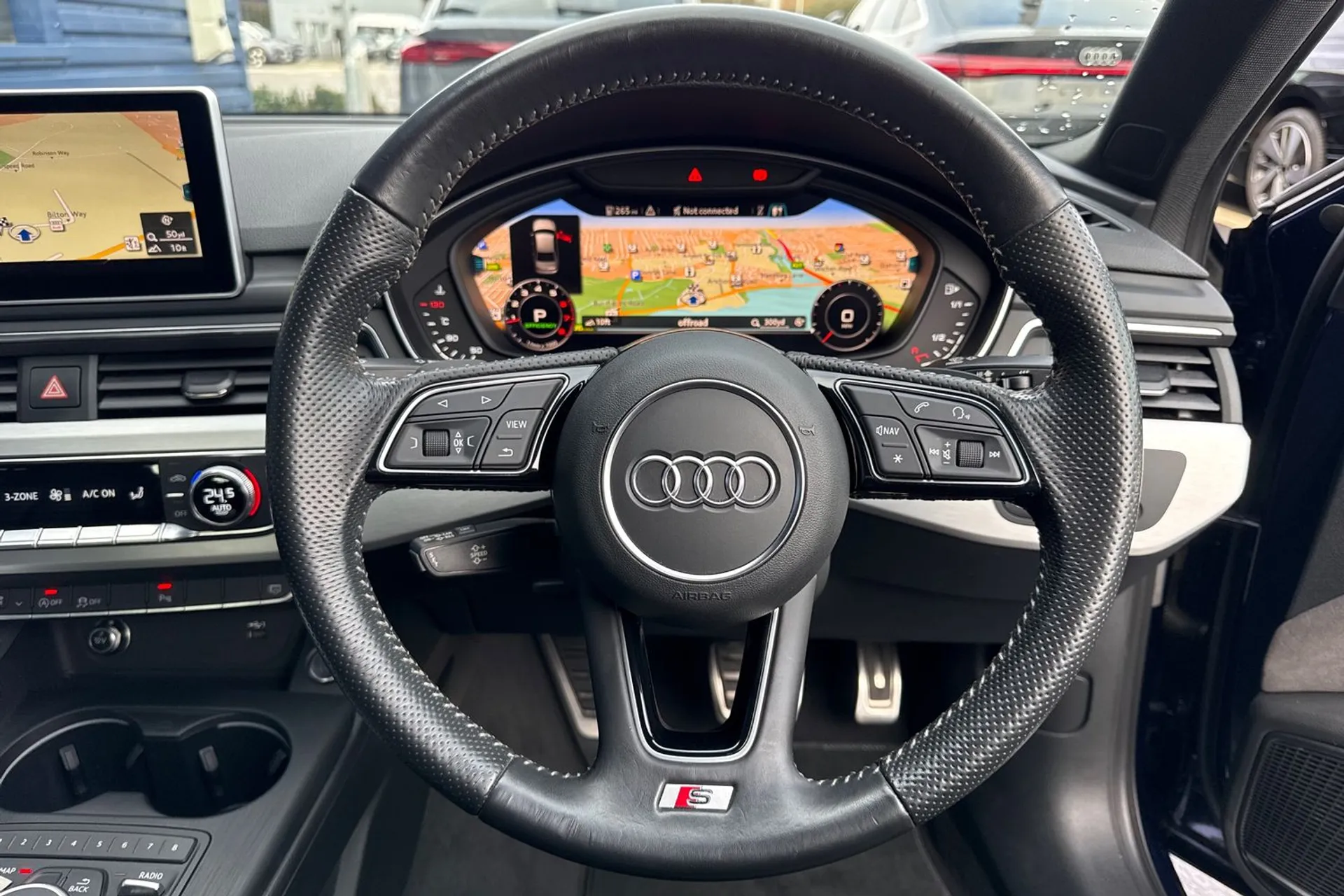 Audi A4 thumbnail image number 8