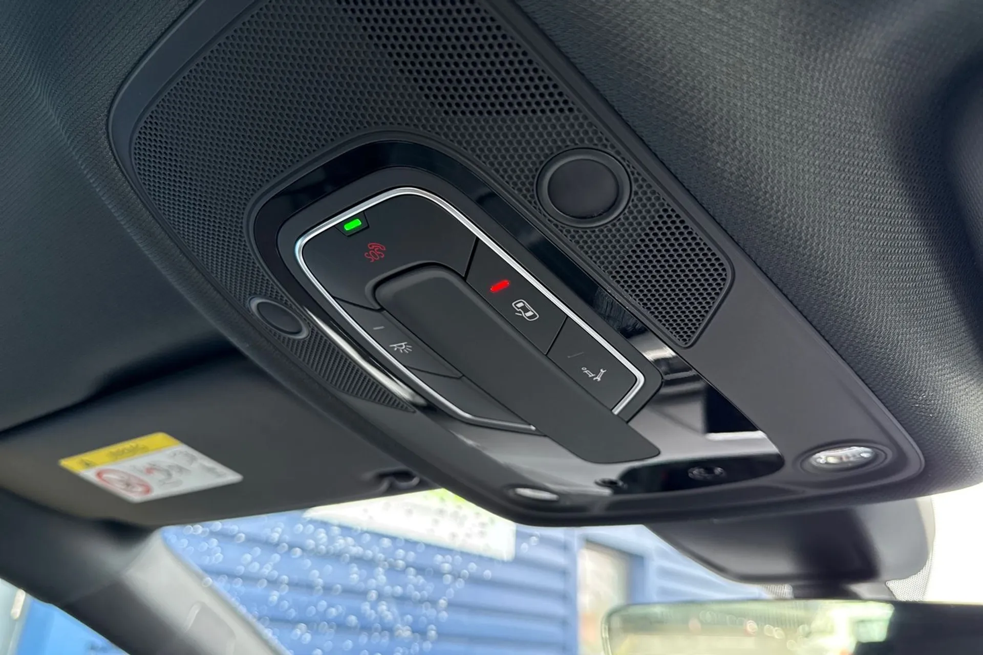 Audi A4 thumbnail image number 45