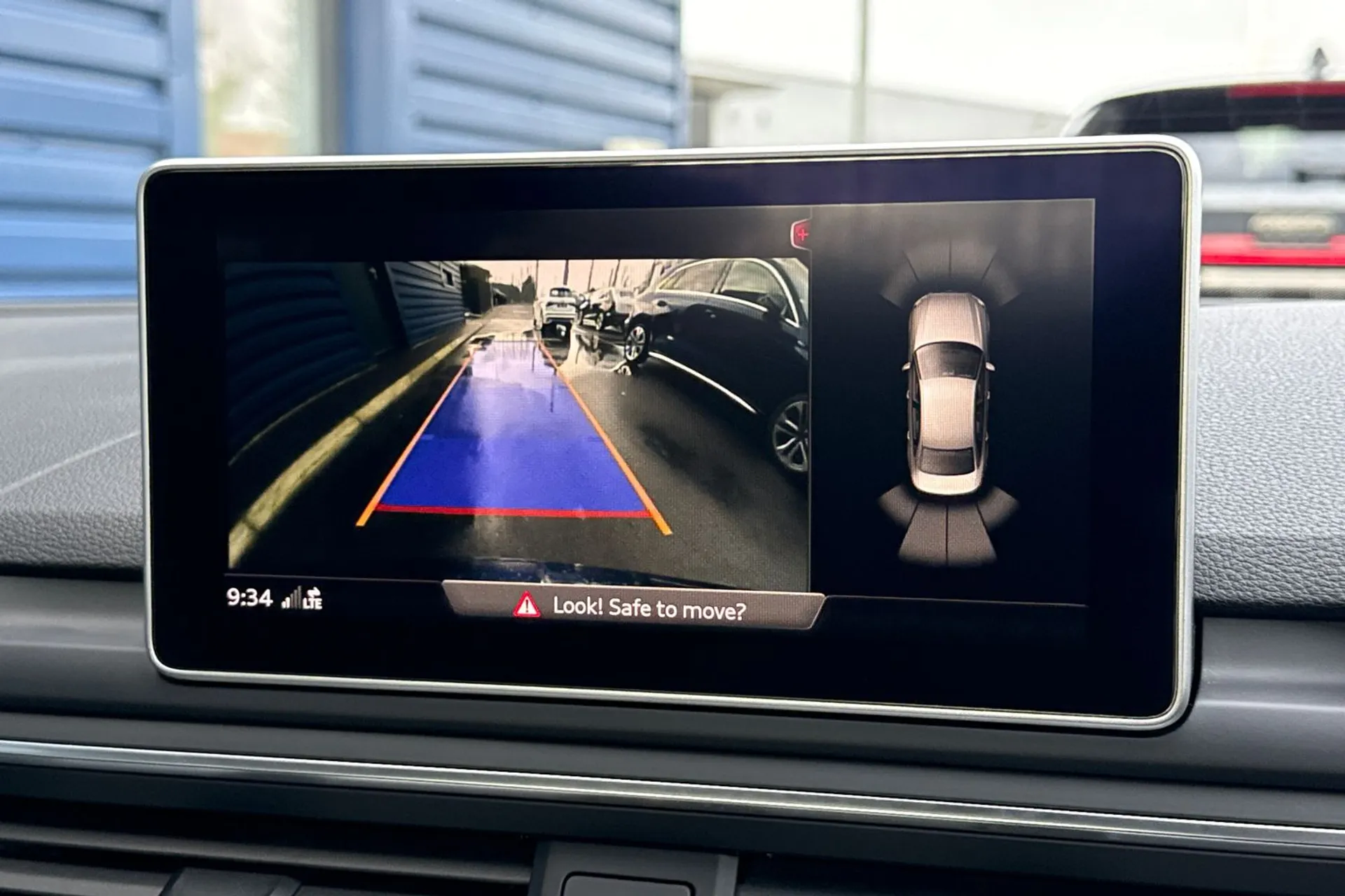 Audi A4 thumbnail image number 4