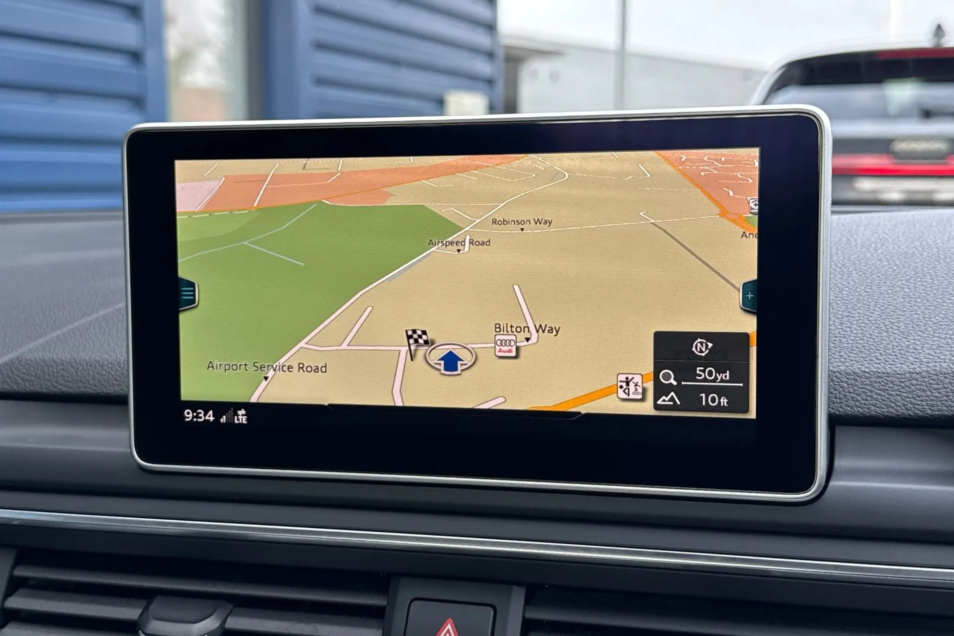 Audi A4 thumbnail image number 6