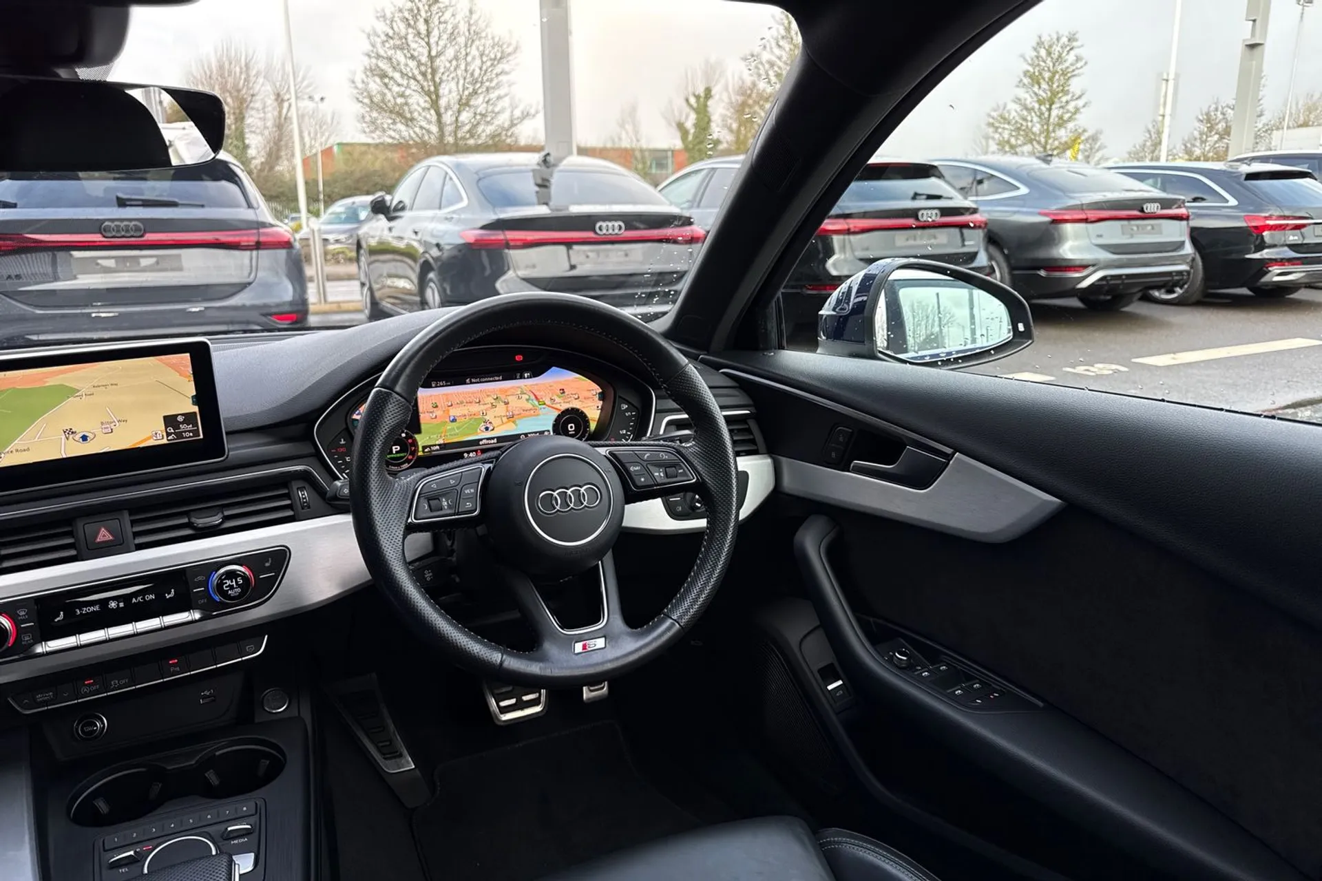 Audi A4 thumbnail image number 48