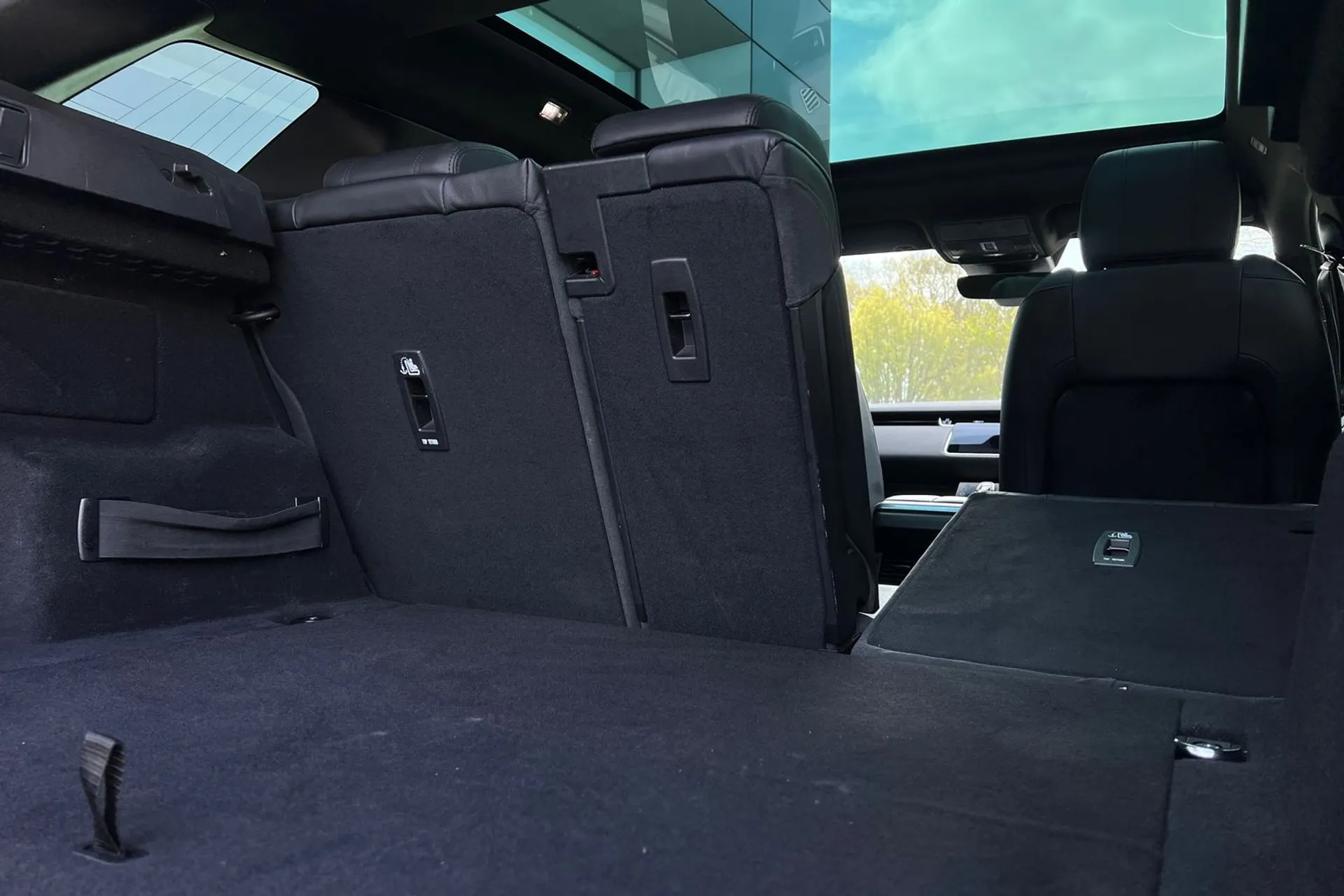 LAND ROVER RANGE ROVER EVOQUE thumbnail image number 29
