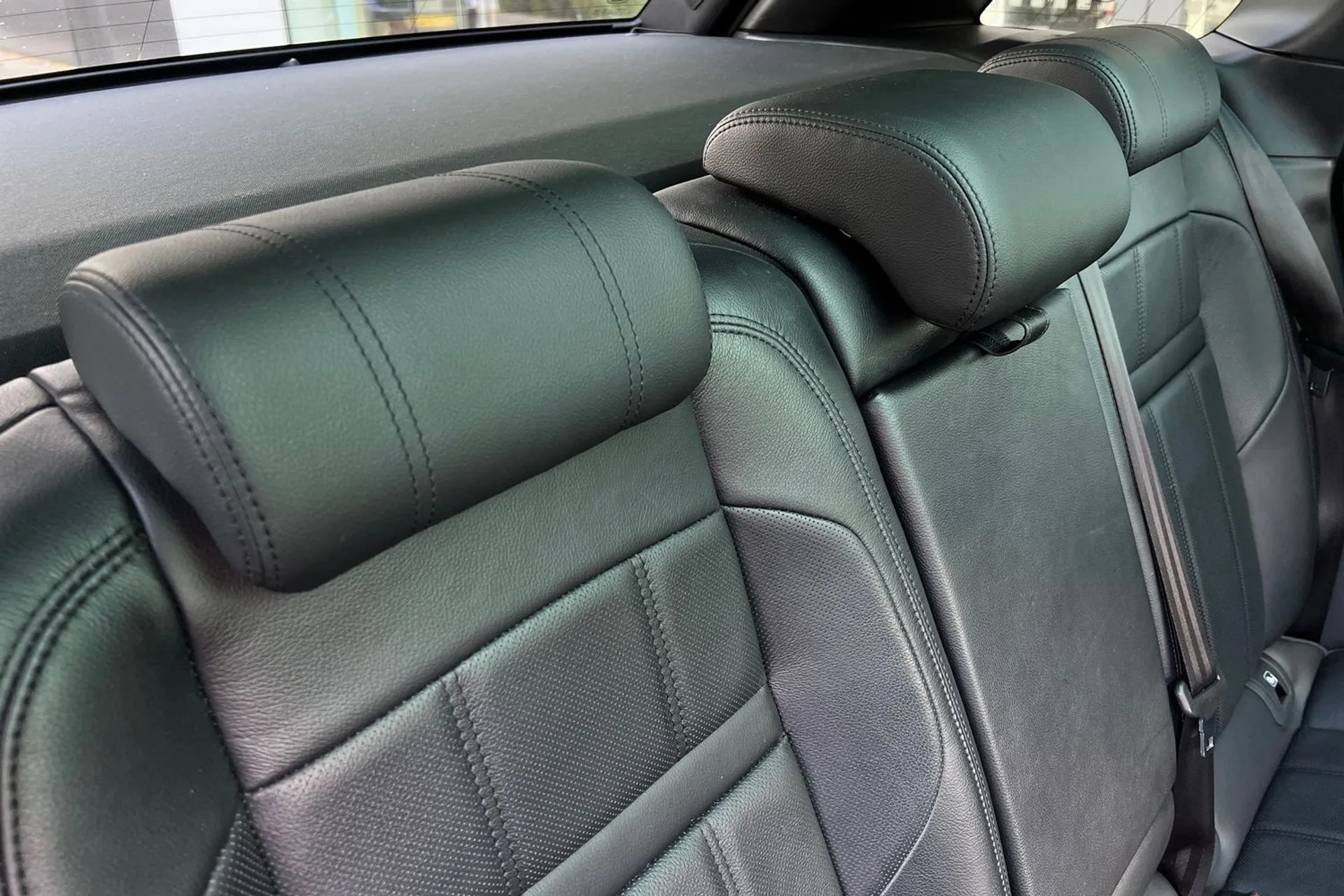 LAND ROVER RANGE ROVER EVOQUE thumbnail image number 30