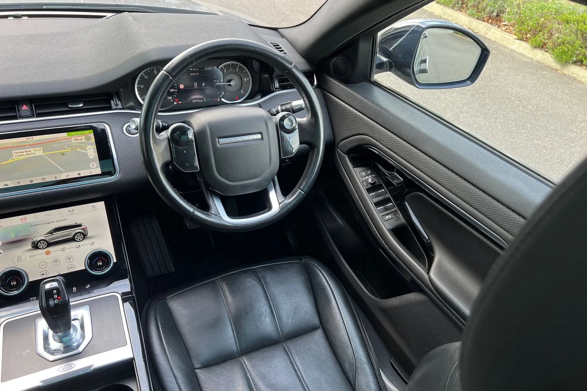 LAND ROVER RANGE ROVER EVOQUE thumbnail image number 26