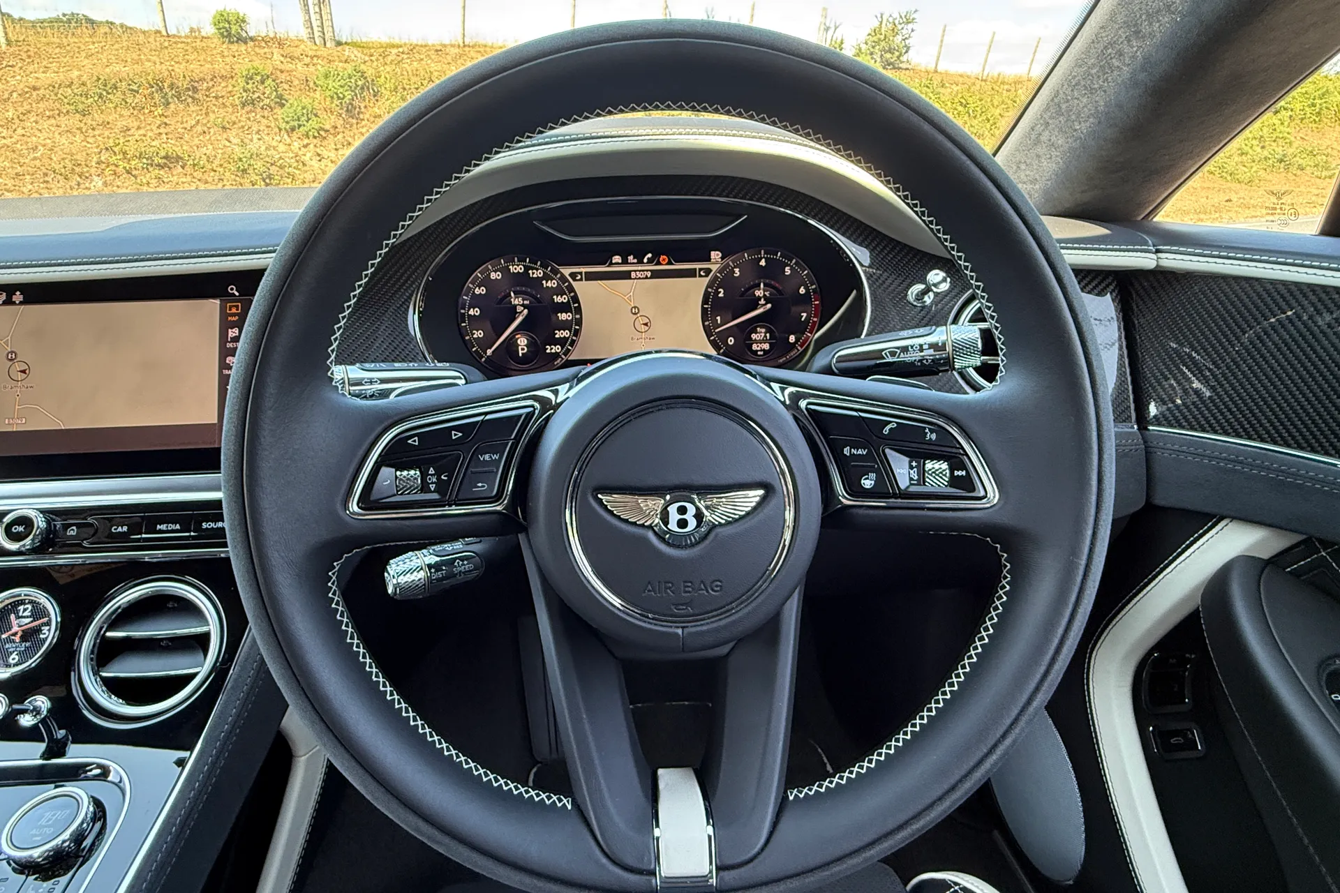 Bentley CONTINENTAL GT thumbnail image number 39
