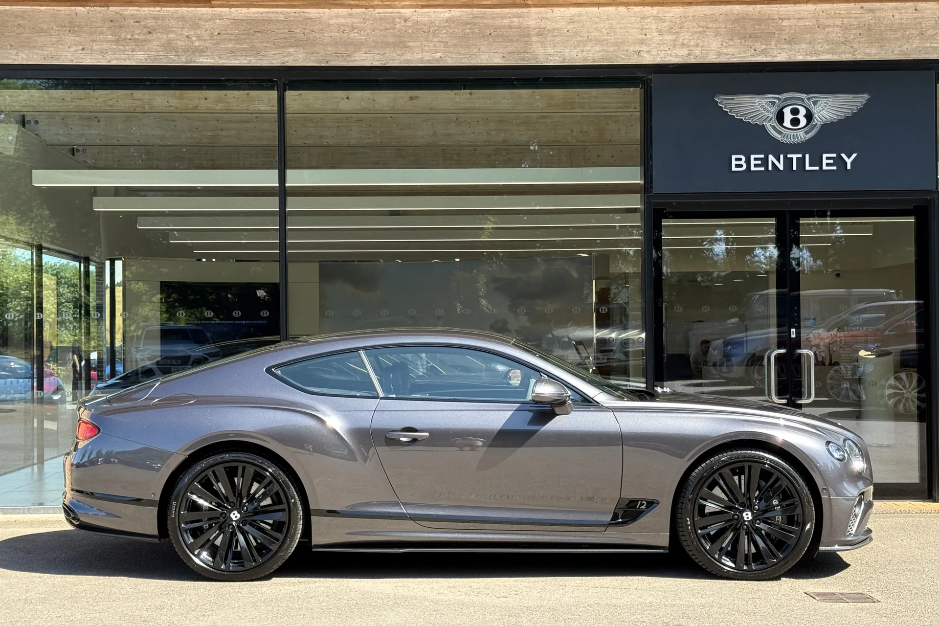 Bentley CONTINENTAL GT thumbnail image number 2
