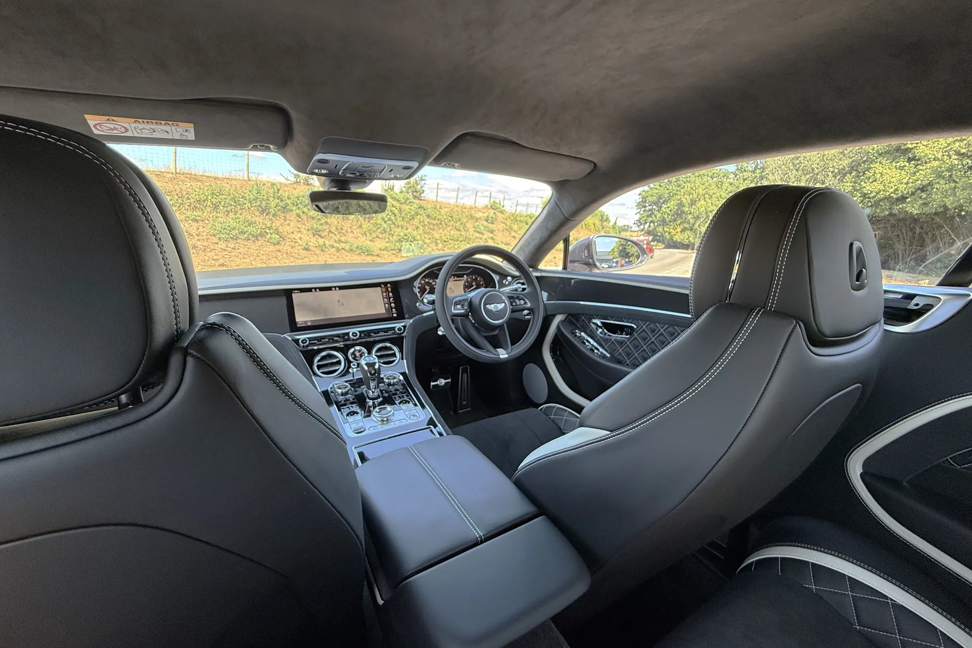 Bentley CONTINENTAL GT thumbnail image number 4
