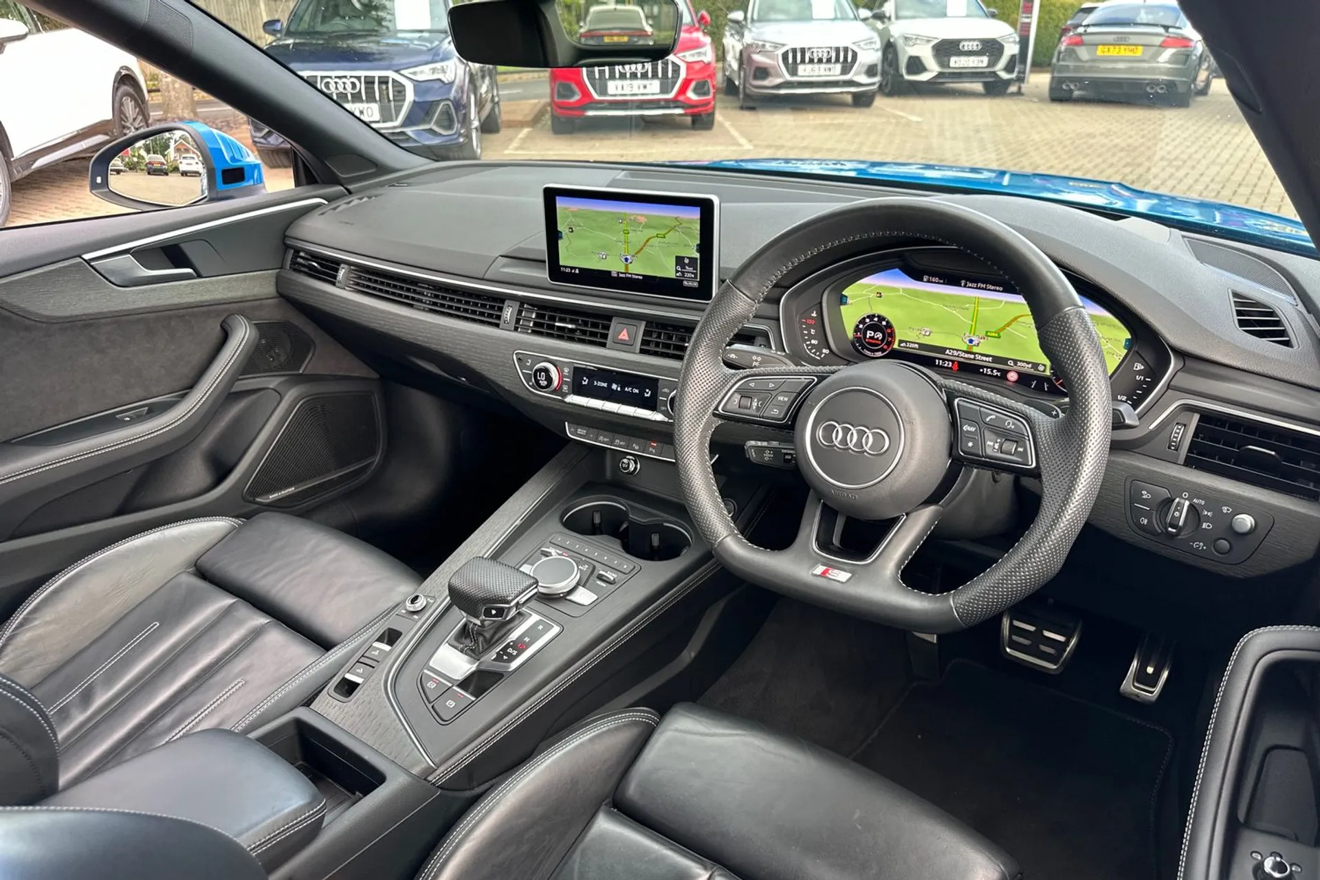 Audi A5 thumbnail image number 32