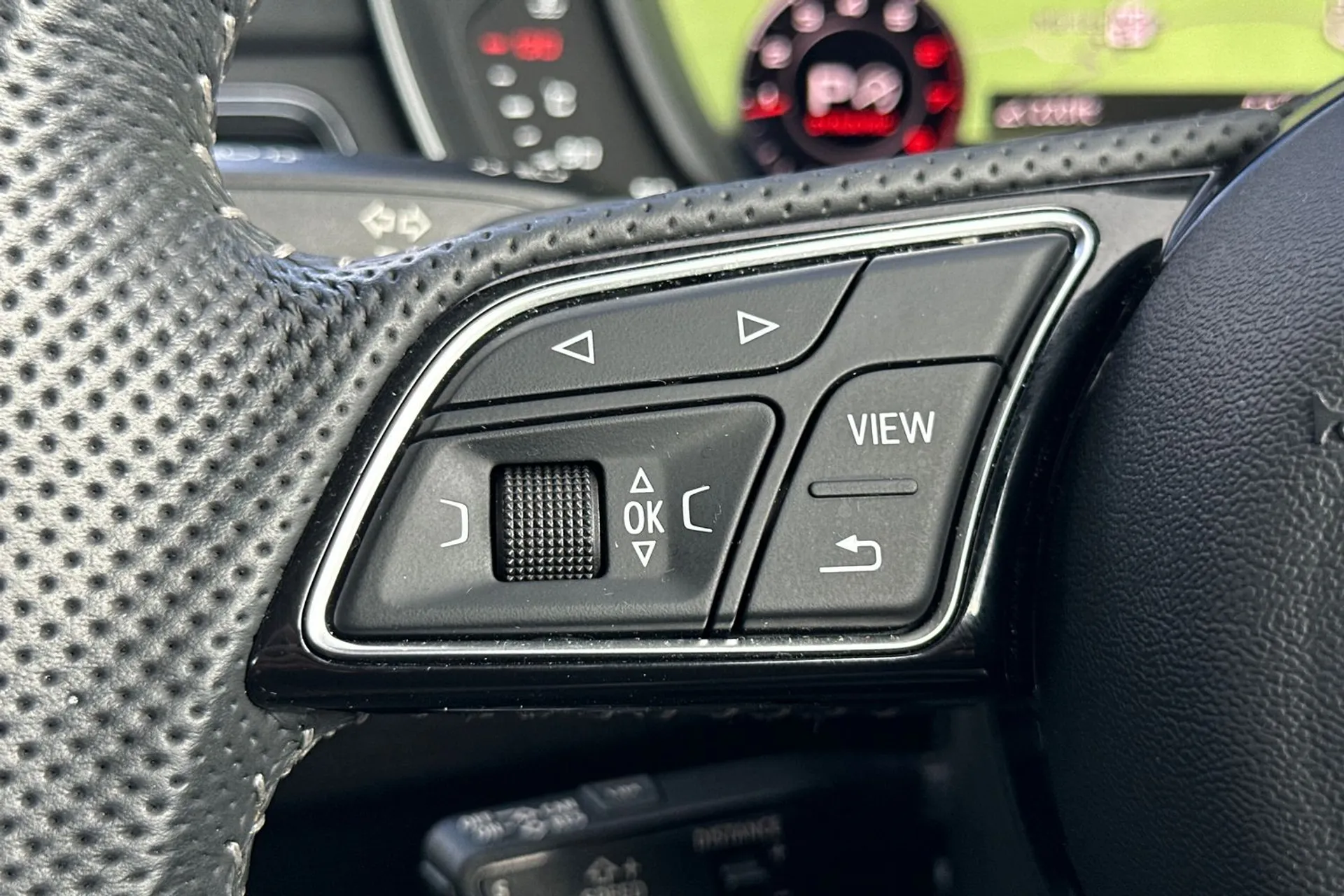 Audi A5 thumbnail image number 41