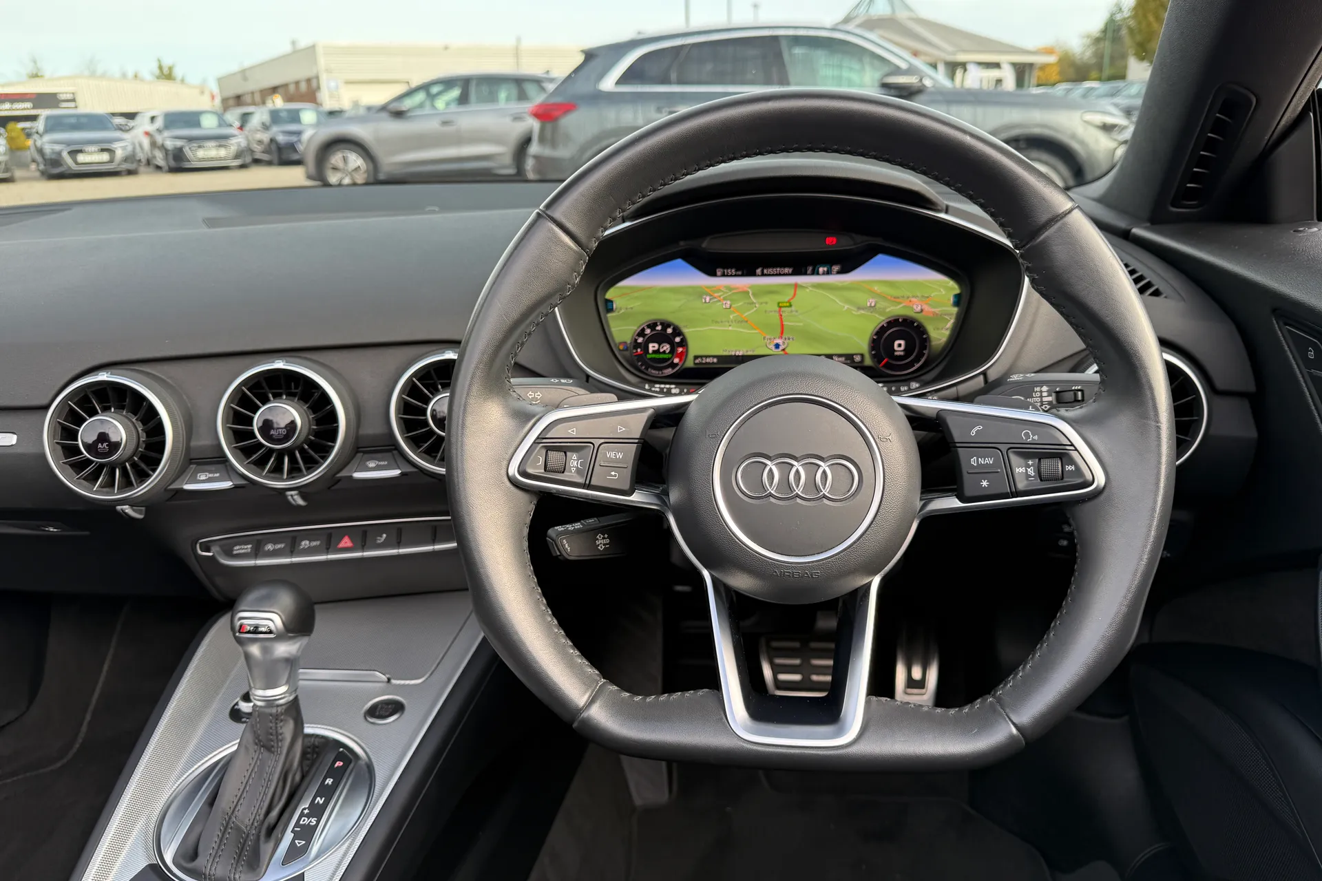 Audi TT thumbnail image number 5