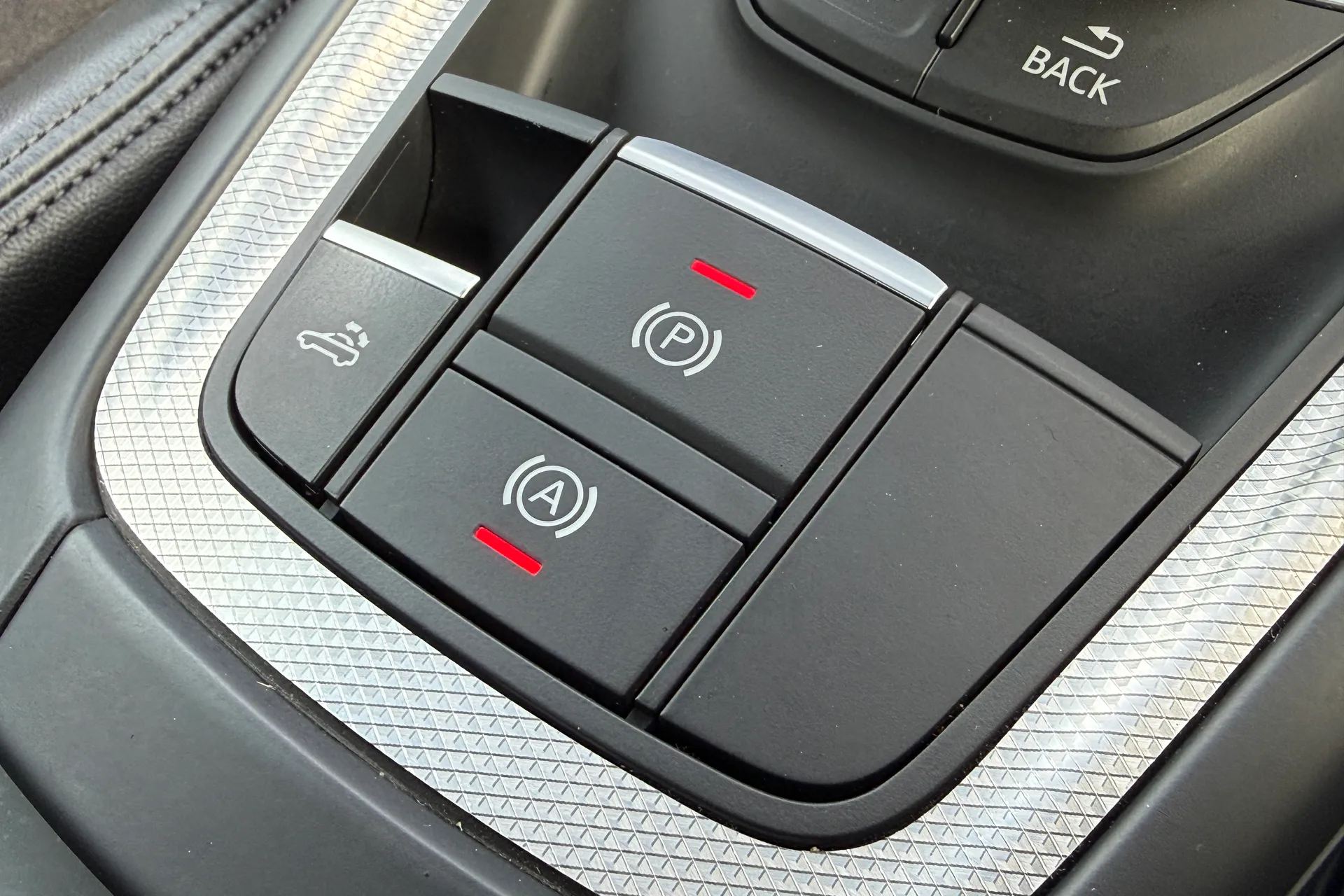 Audi TT thumbnail image number 37