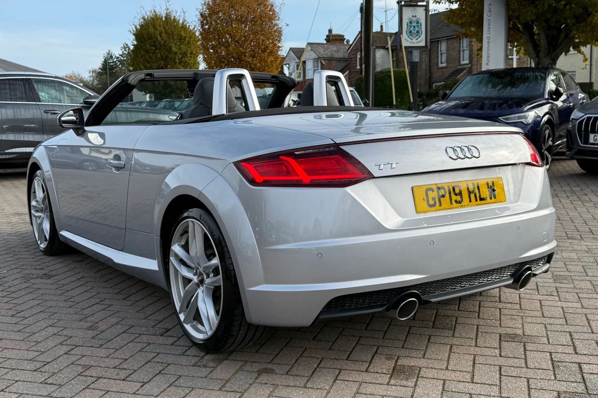 Audi TT thumbnail image number 33
