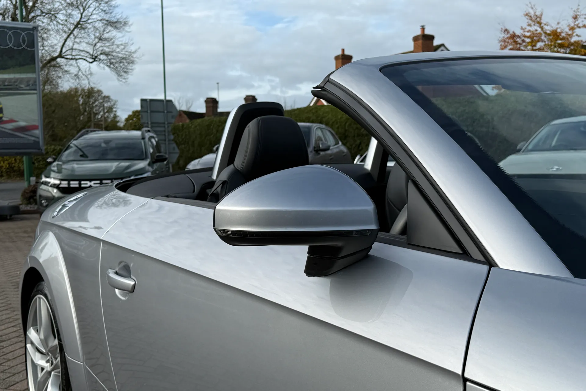 Audi TT thumbnail image number 45