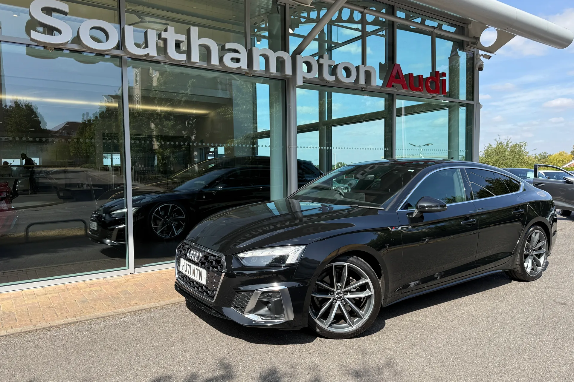 Audi A5 thumbnail image number 52