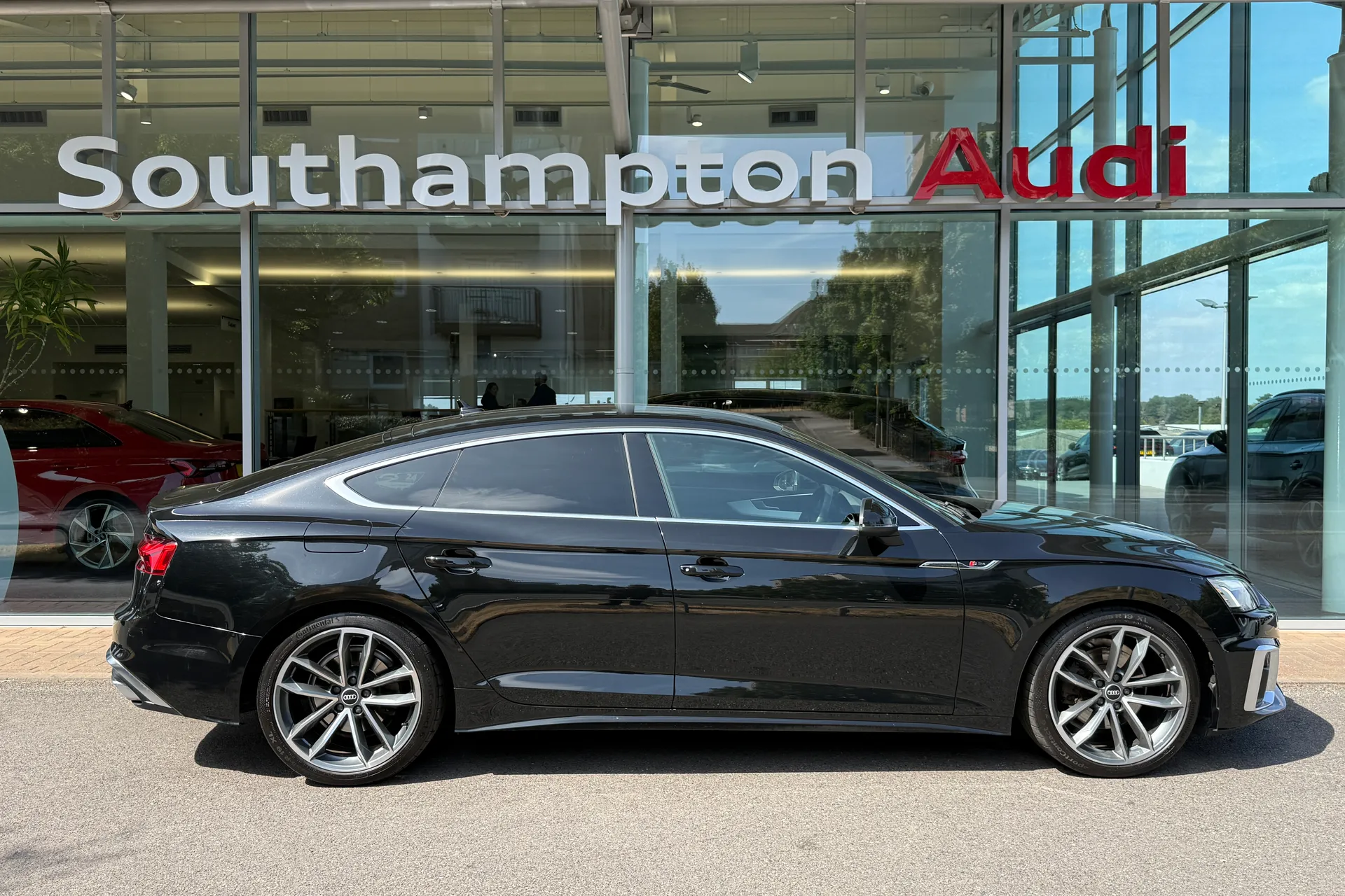 Audi A5 thumbnail image number 4