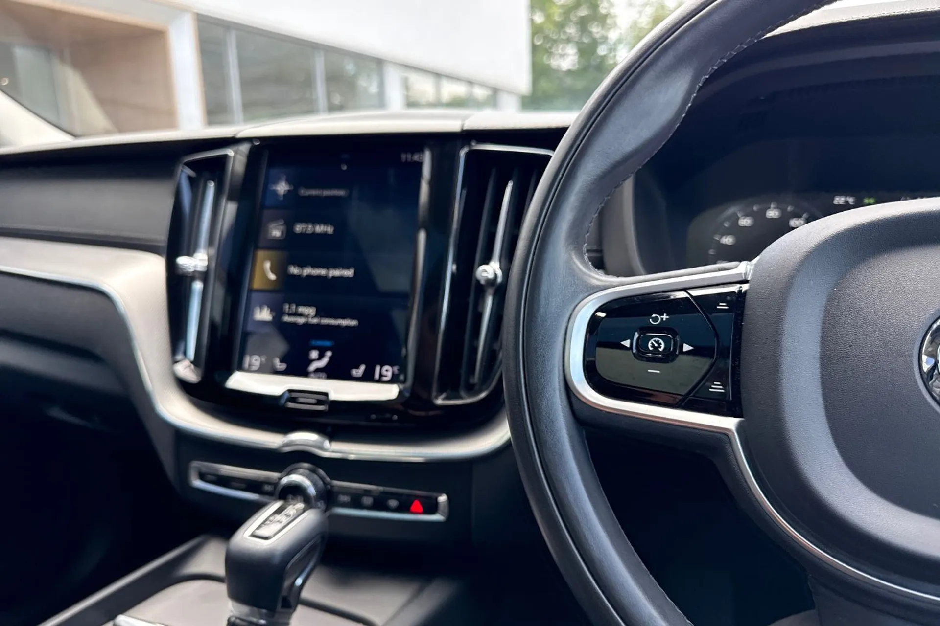 Volvo XC60 thumbnail image number 37