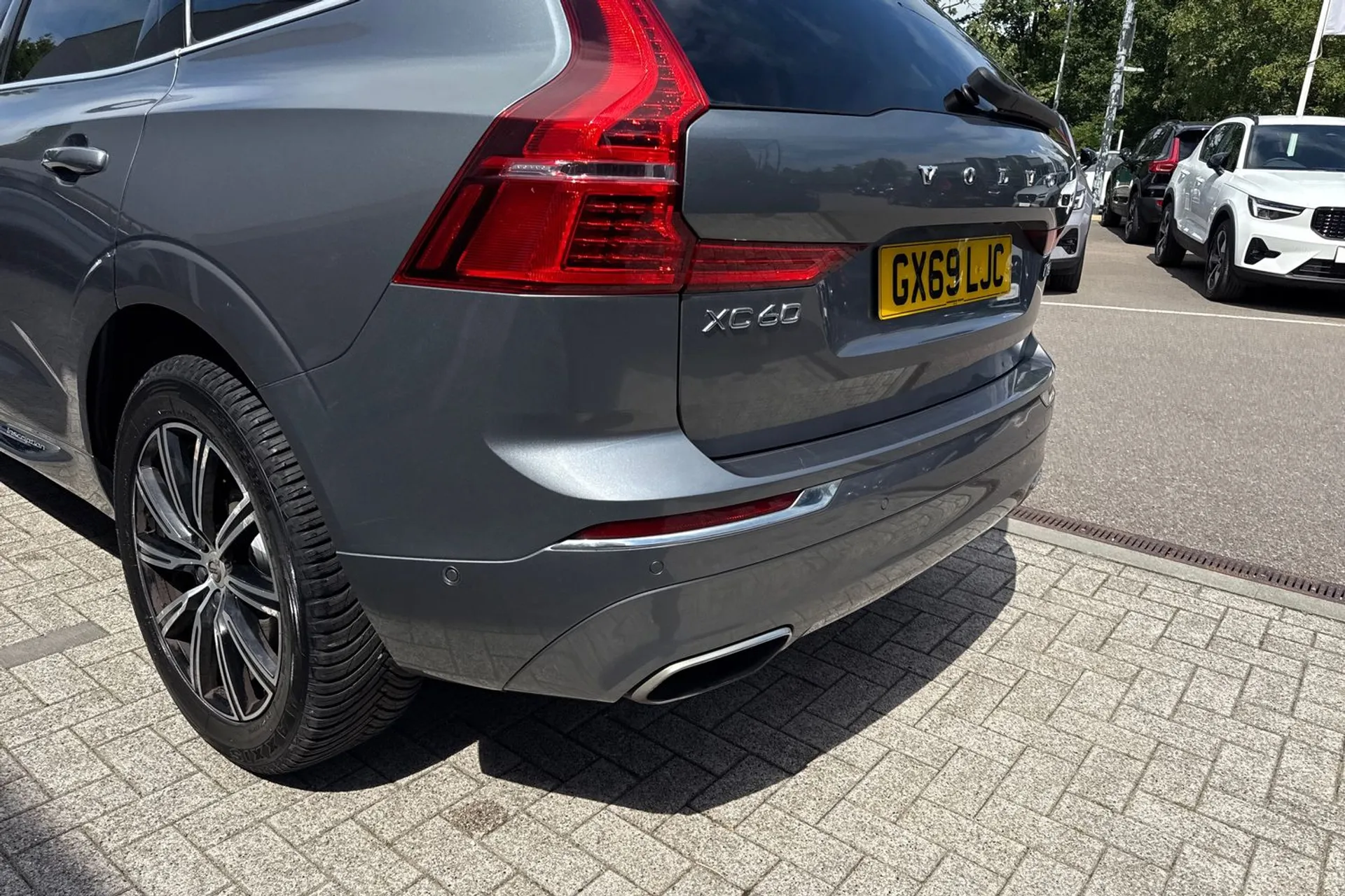 Volvo XC60 thumbnail image number 19