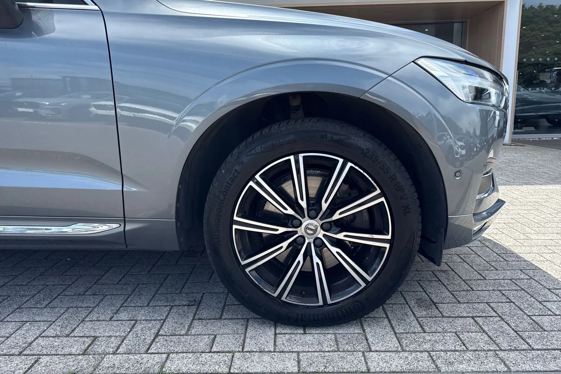 Volvo XC60 thumbnail image number 15