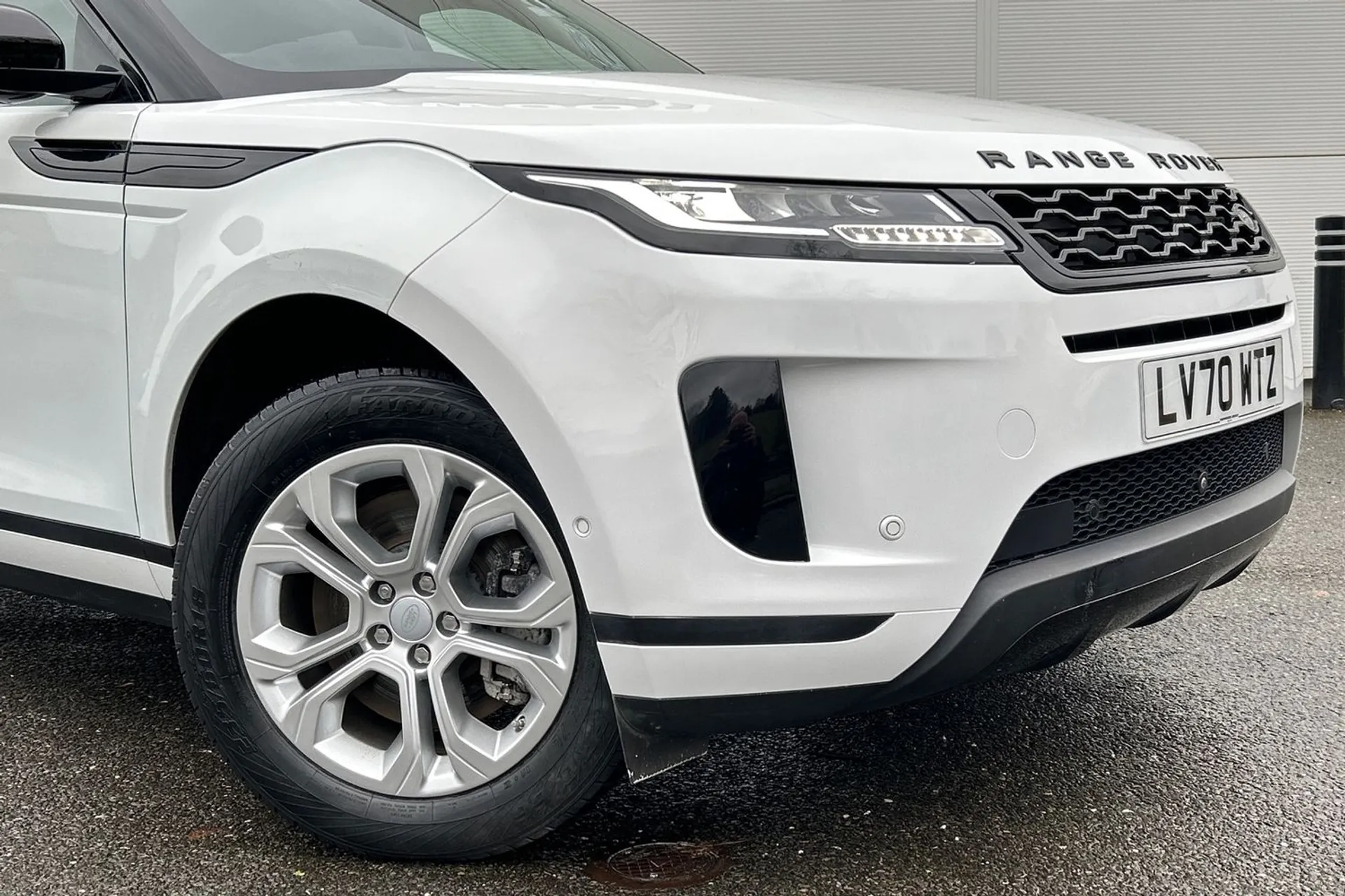 LAND ROVER RANGE ROVER EVOQUE thumbnail image number 8