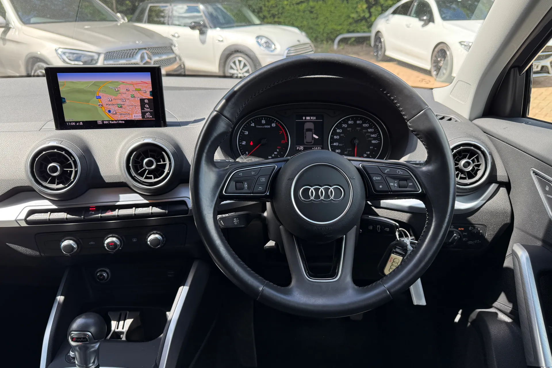 Audi Q2 thumbnail image number 6