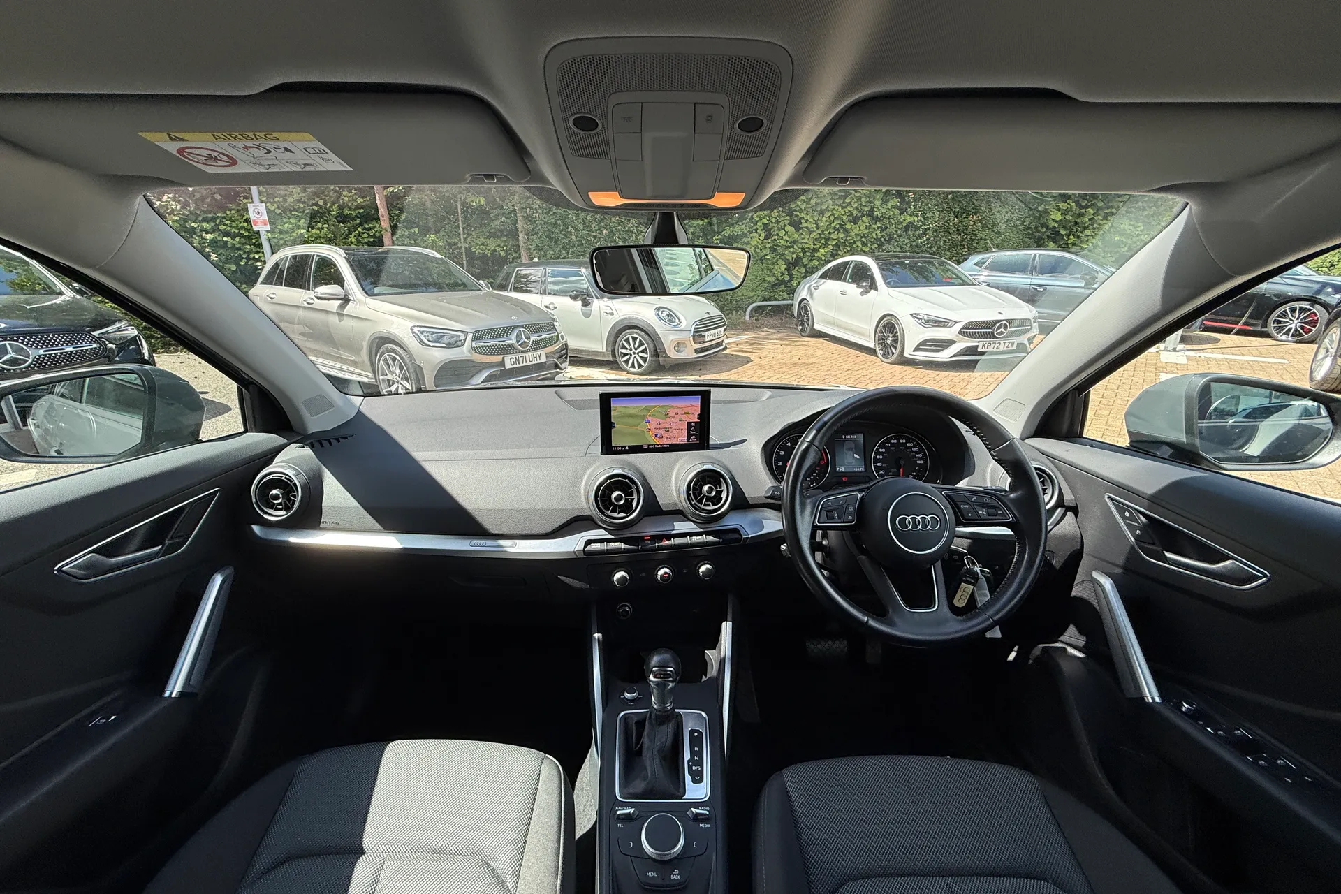 Audi Q2 thumbnail image number 3