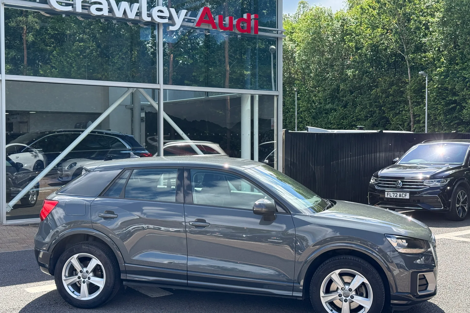 Audi Q2 thumbnail image number 2