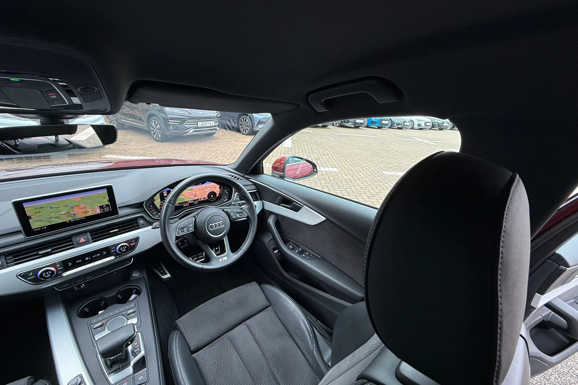 Audi A4 thumbnail image number 32