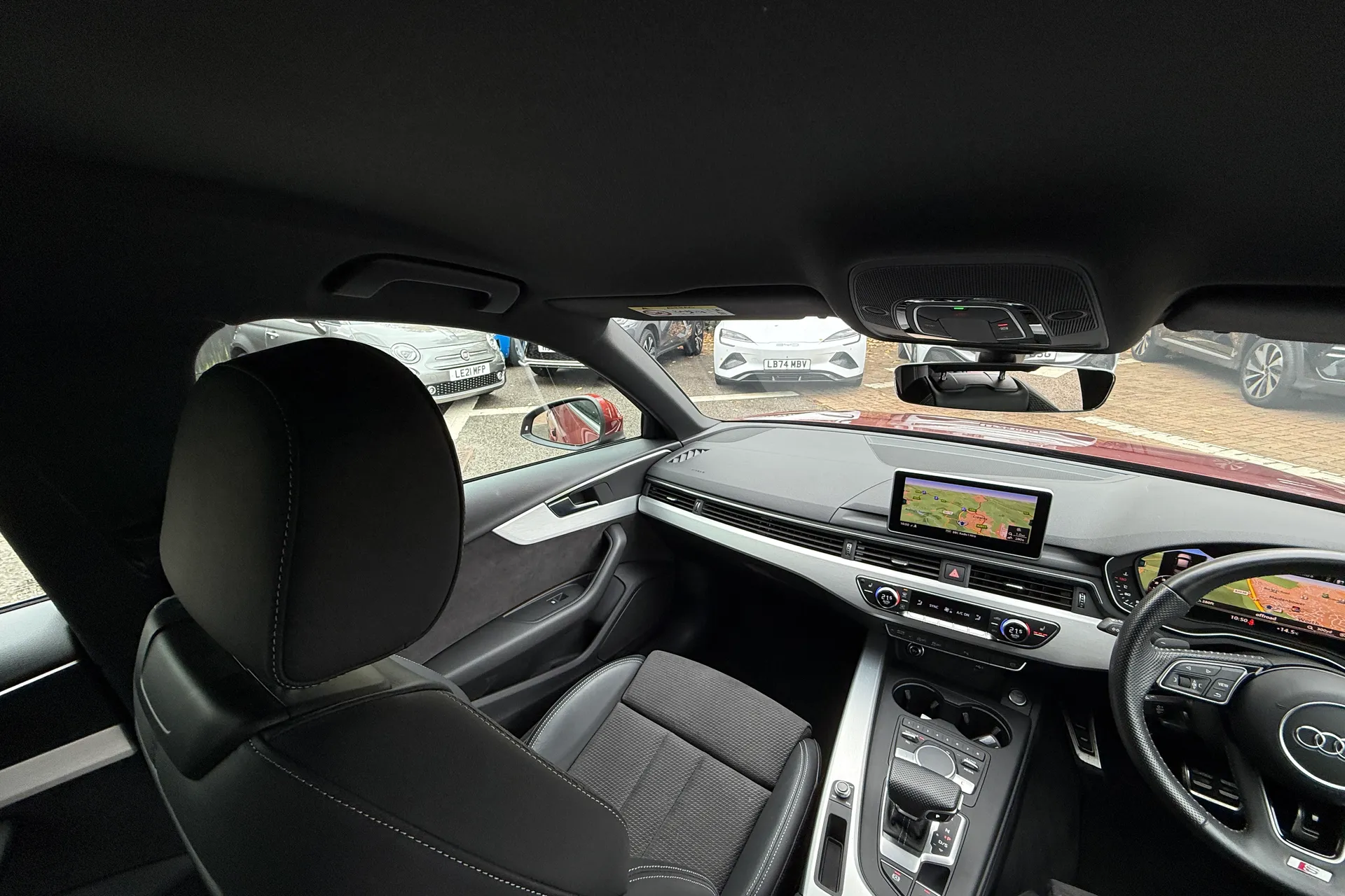 Audi A4 thumbnail image number 31