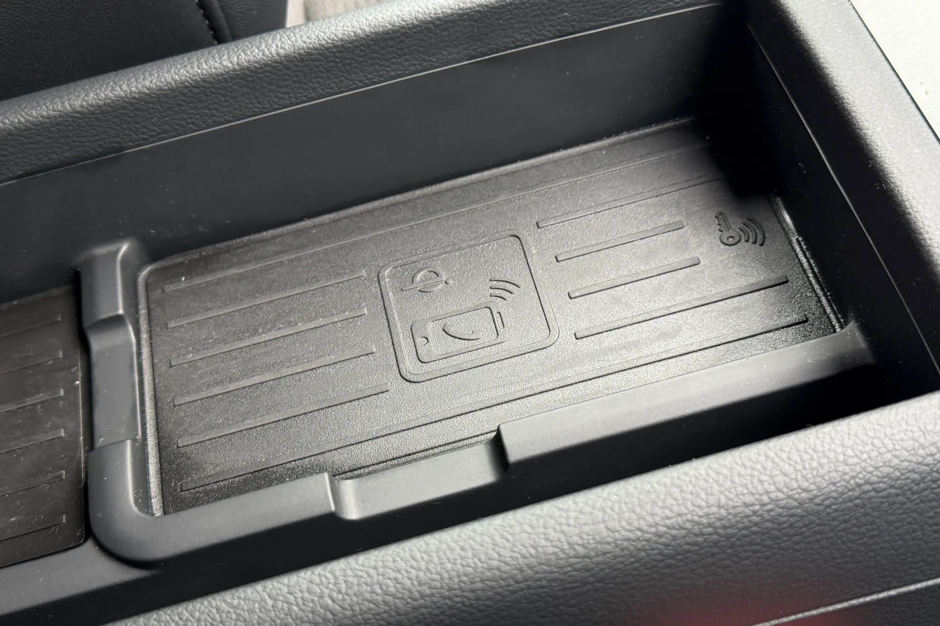 Audi A4 thumbnail image number 55