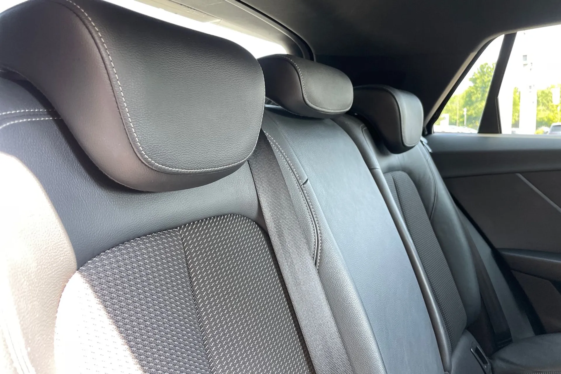 Audi Q2 thumbnail image number 20