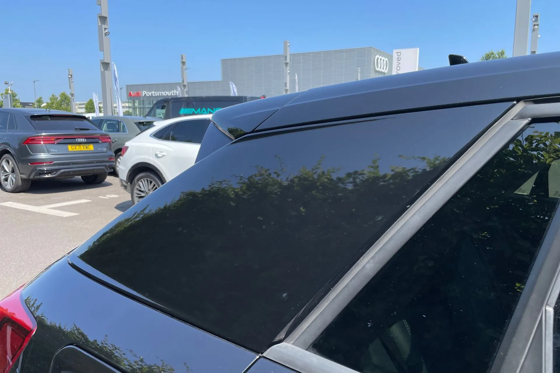 Audi Q2 thumbnail image number 12