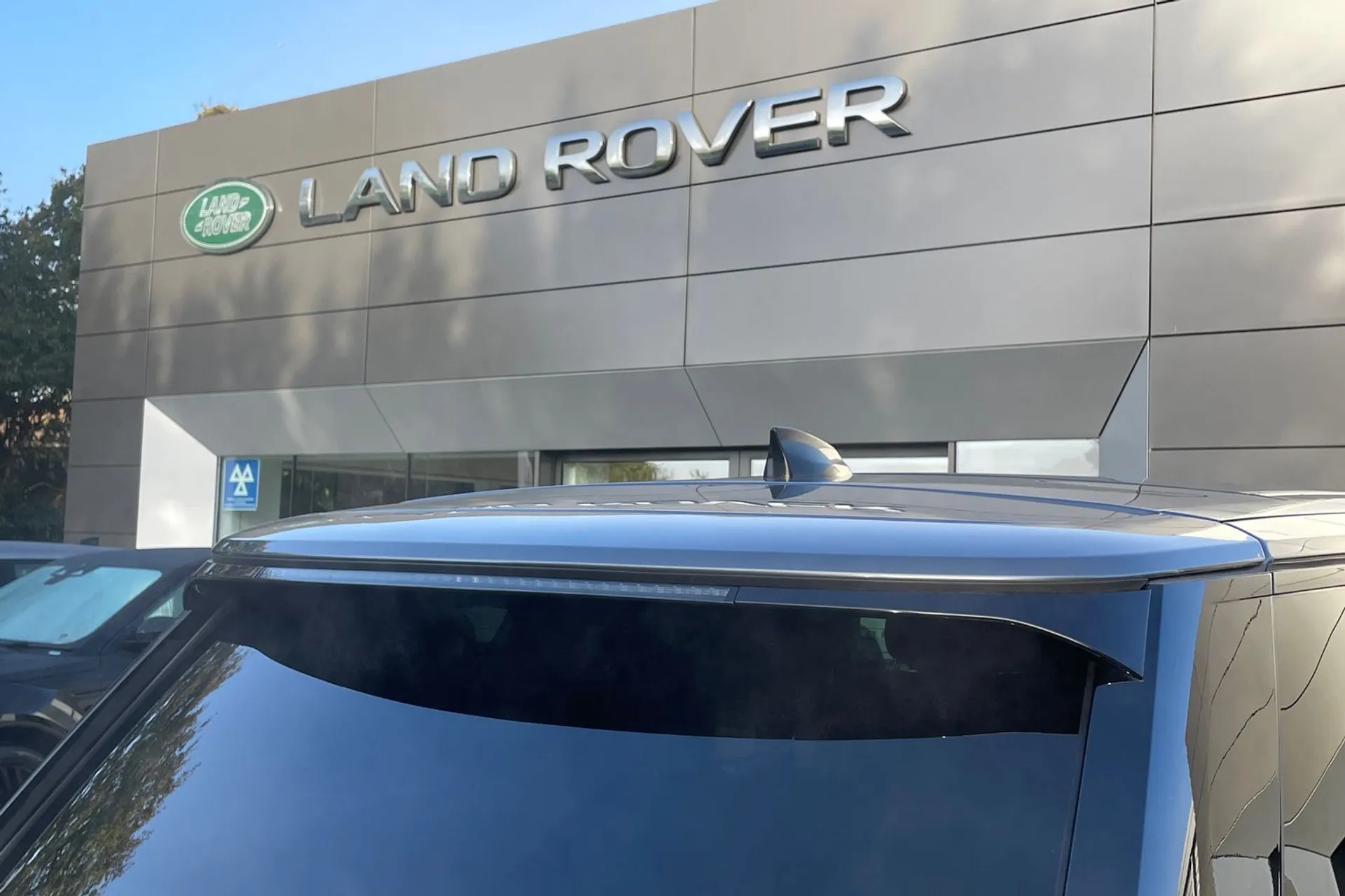 LAND ROVER RANGE ROVER thumbnail image number 17