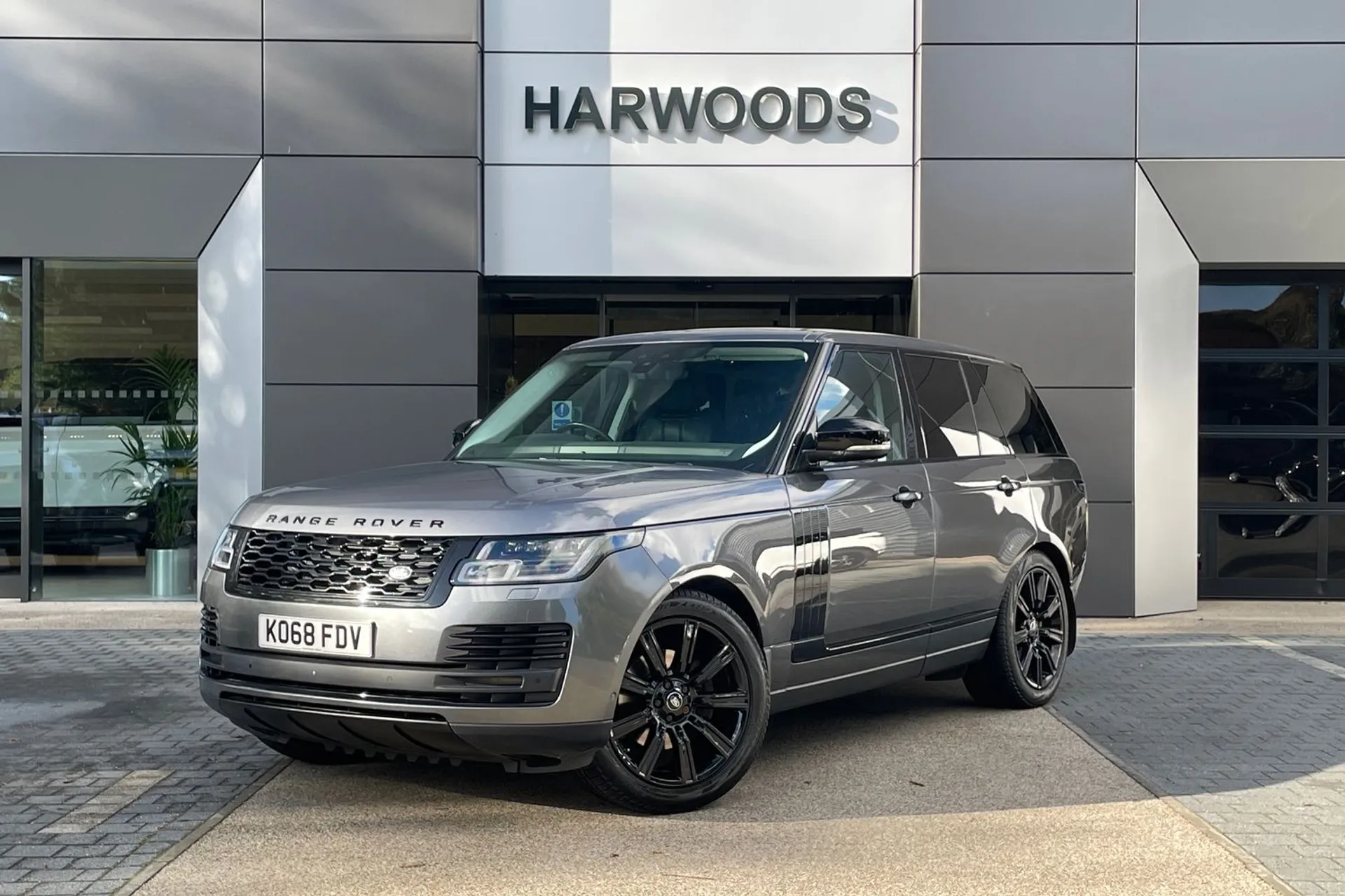 LAND ROVER RANGE ROVER thumbnail image number 14