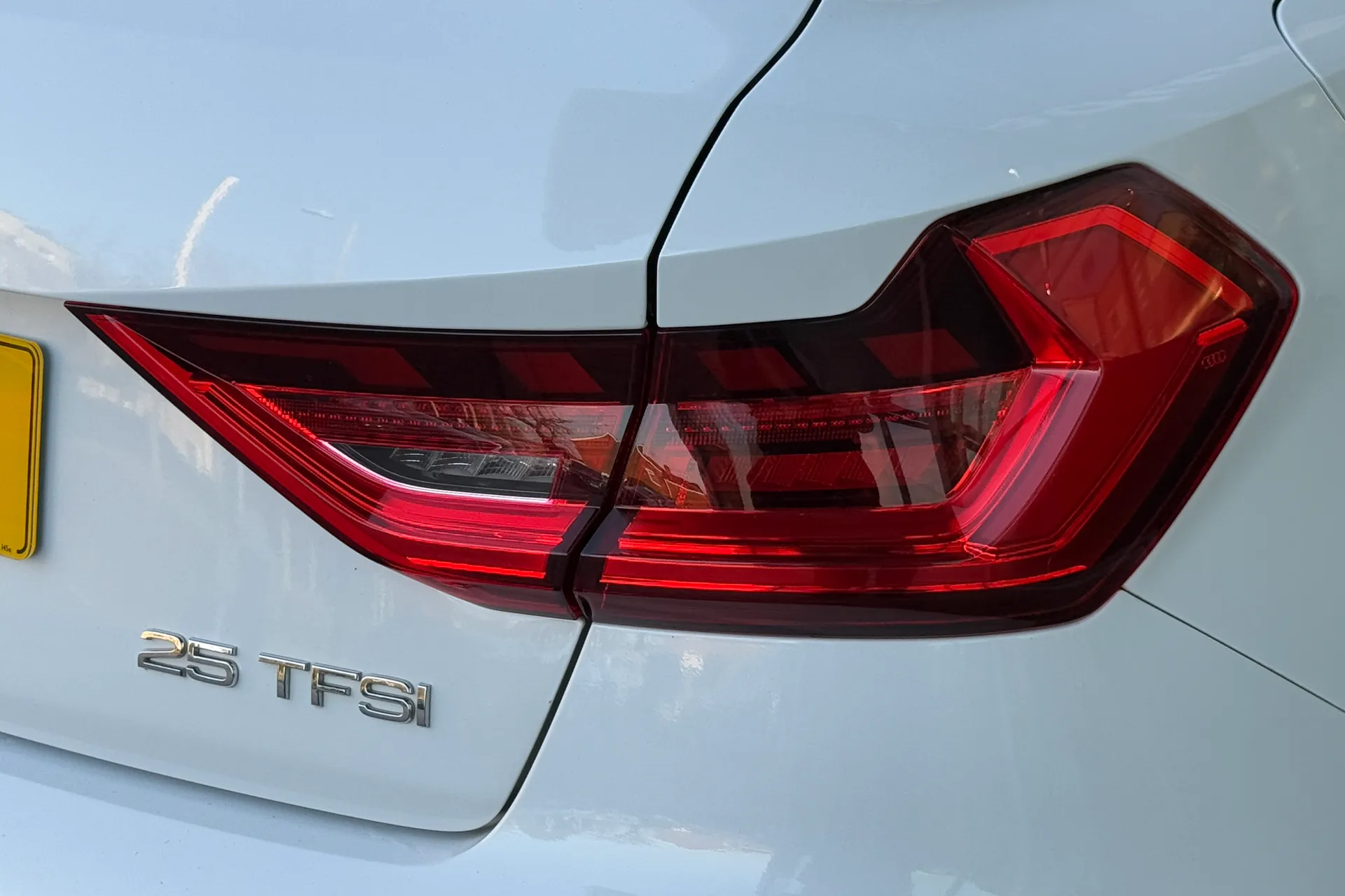 Audi A1 thumbnail image number 35