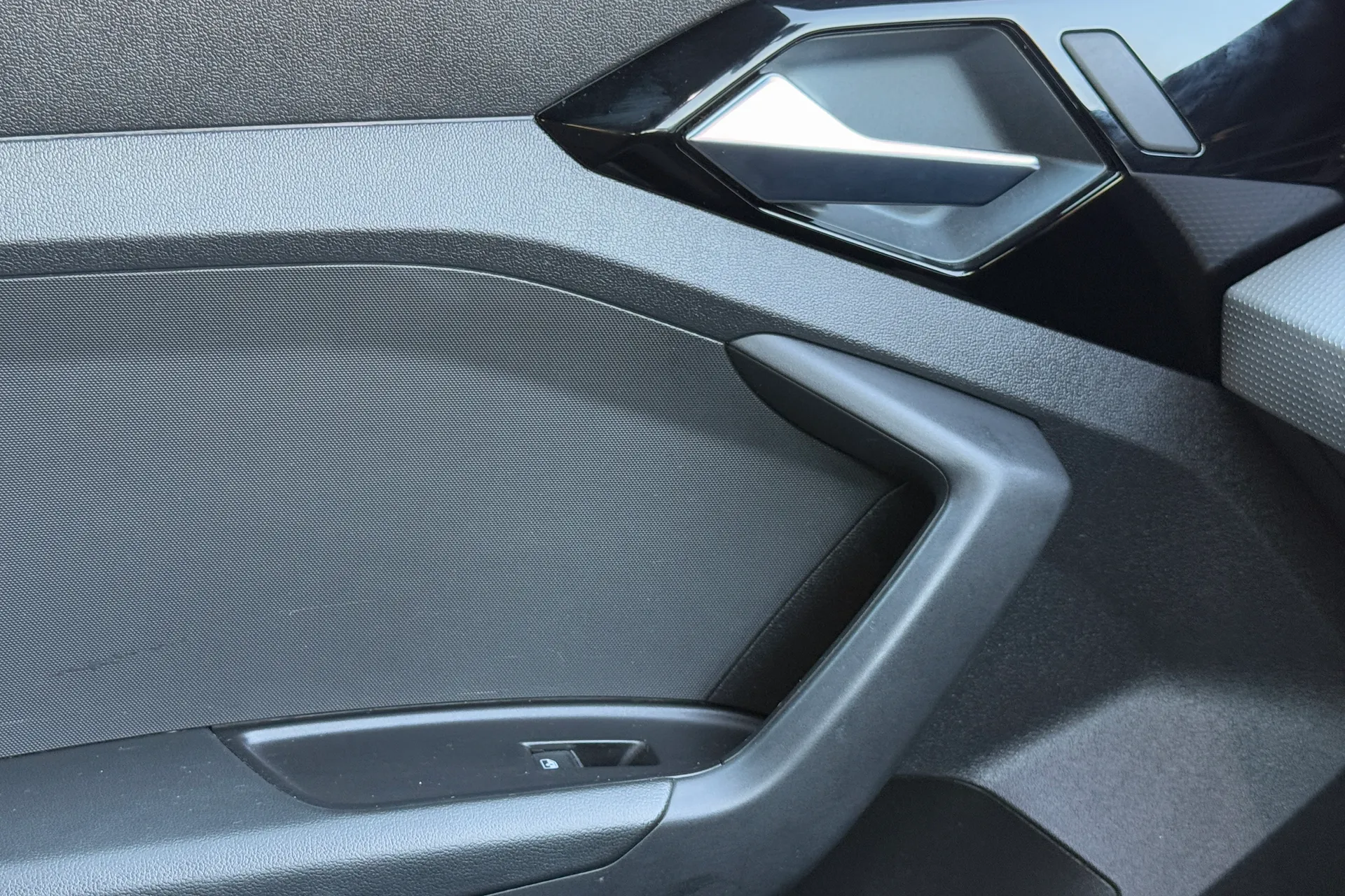 Audi A1 thumbnail image number 21