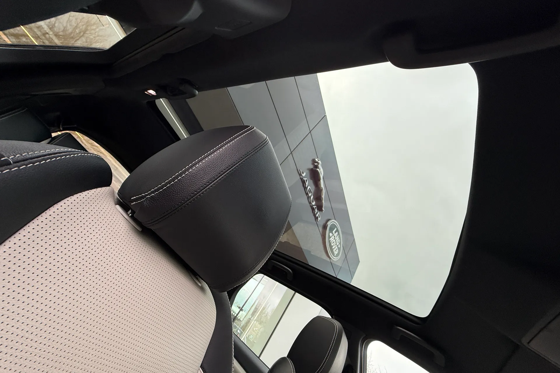 LAND ROVER DISCOVERY SPORT thumbnail image number 33