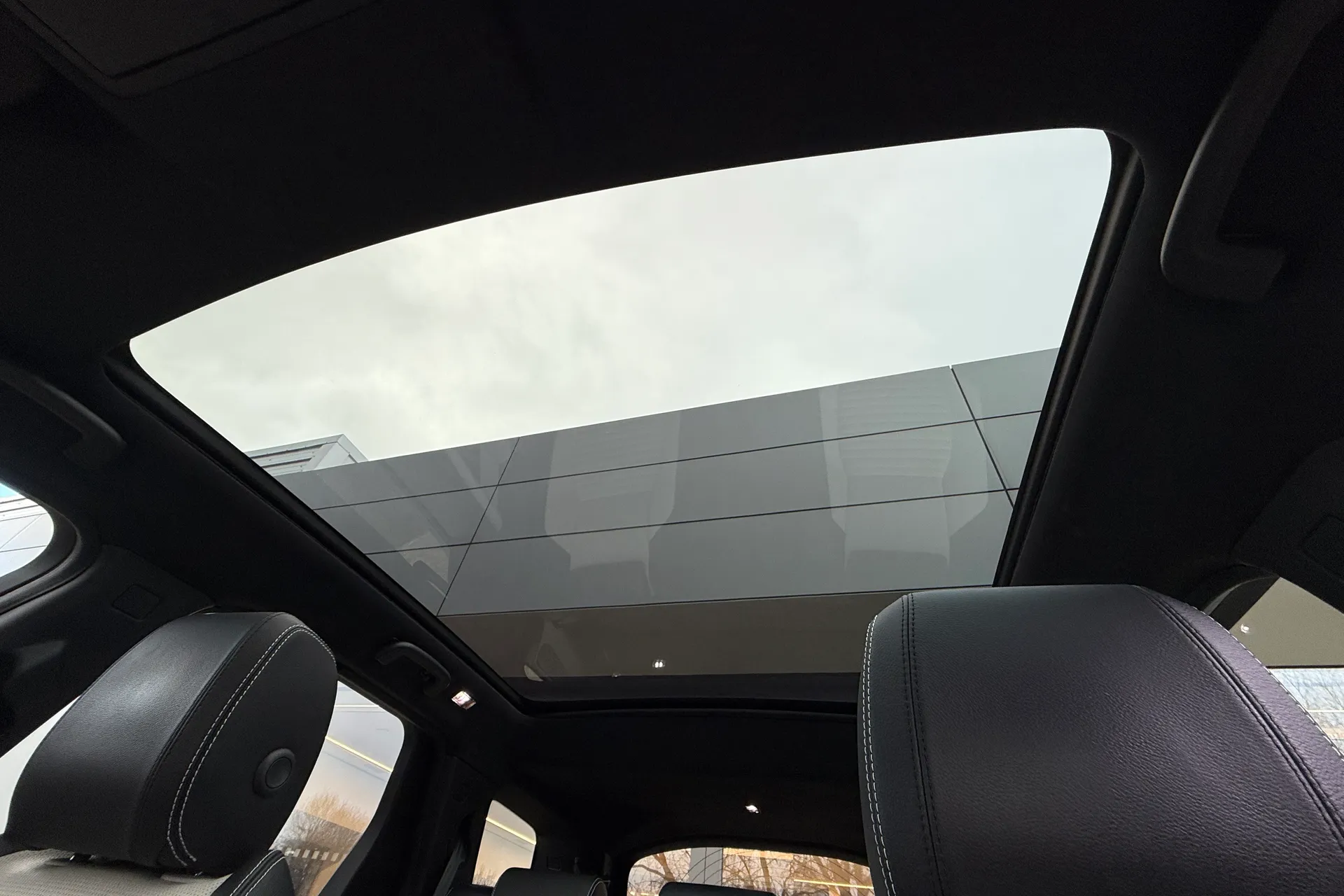 LAND ROVER DISCOVERY SPORT thumbnail image number 5