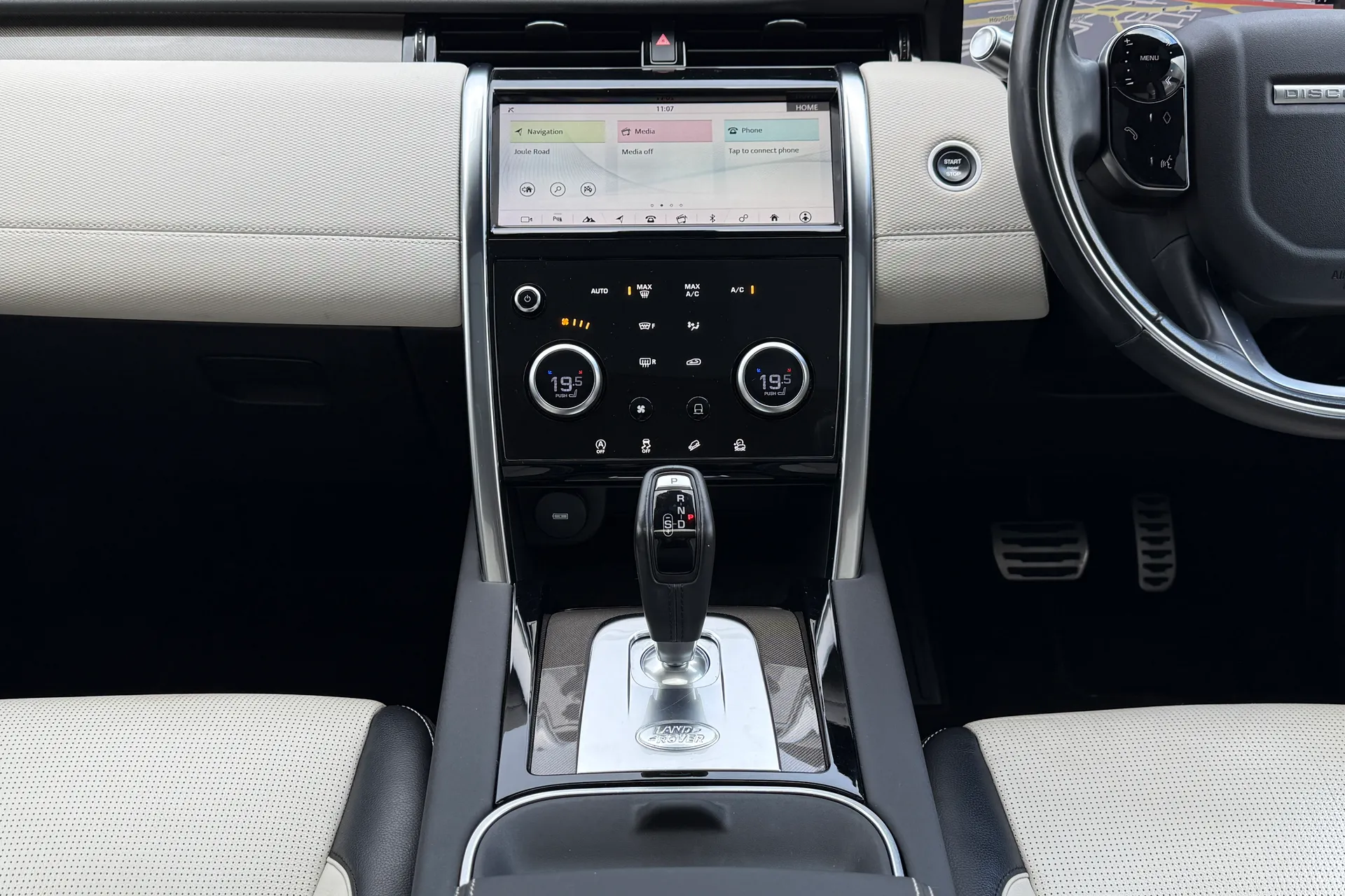 LAND ROVER DISCOVERY SPORT thumbnail image number 15