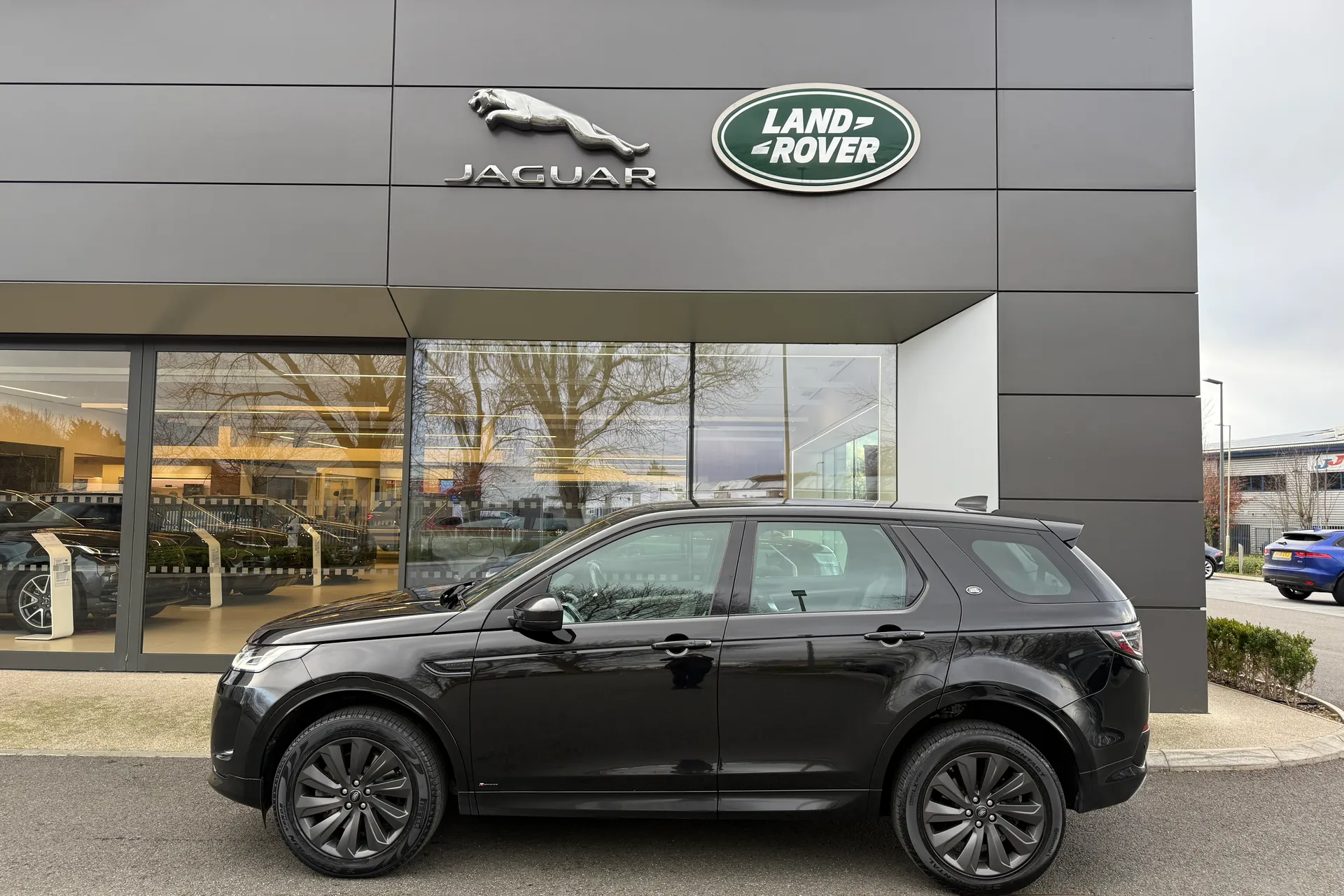 LAND ROVER DISCOVERY SPORT thumbnail image number 24