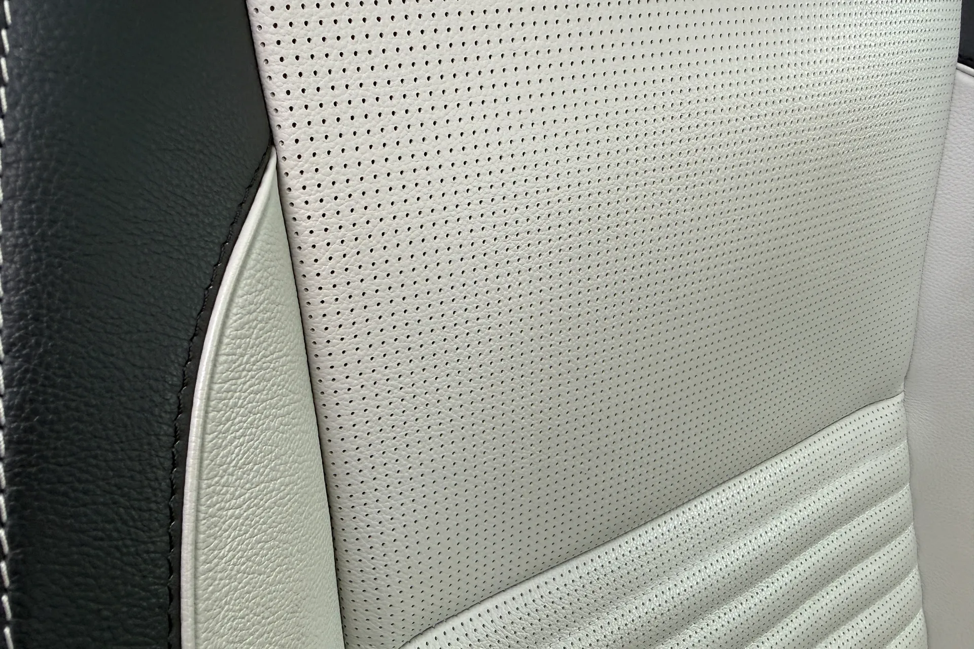 LAND ROVER DISCOVERY SPORT thumbnail image number 31