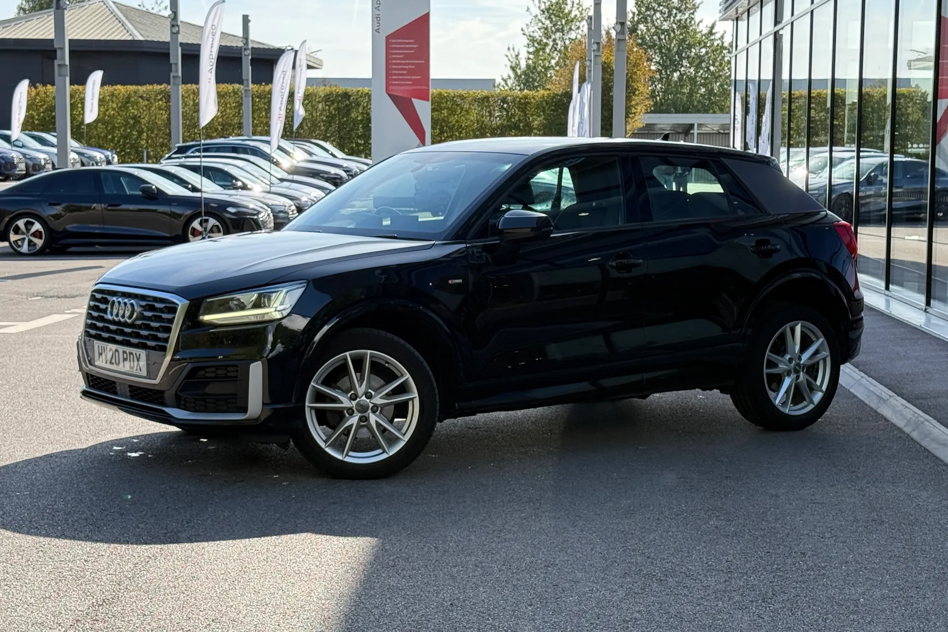 Audi Q2 thumbnail image number 6