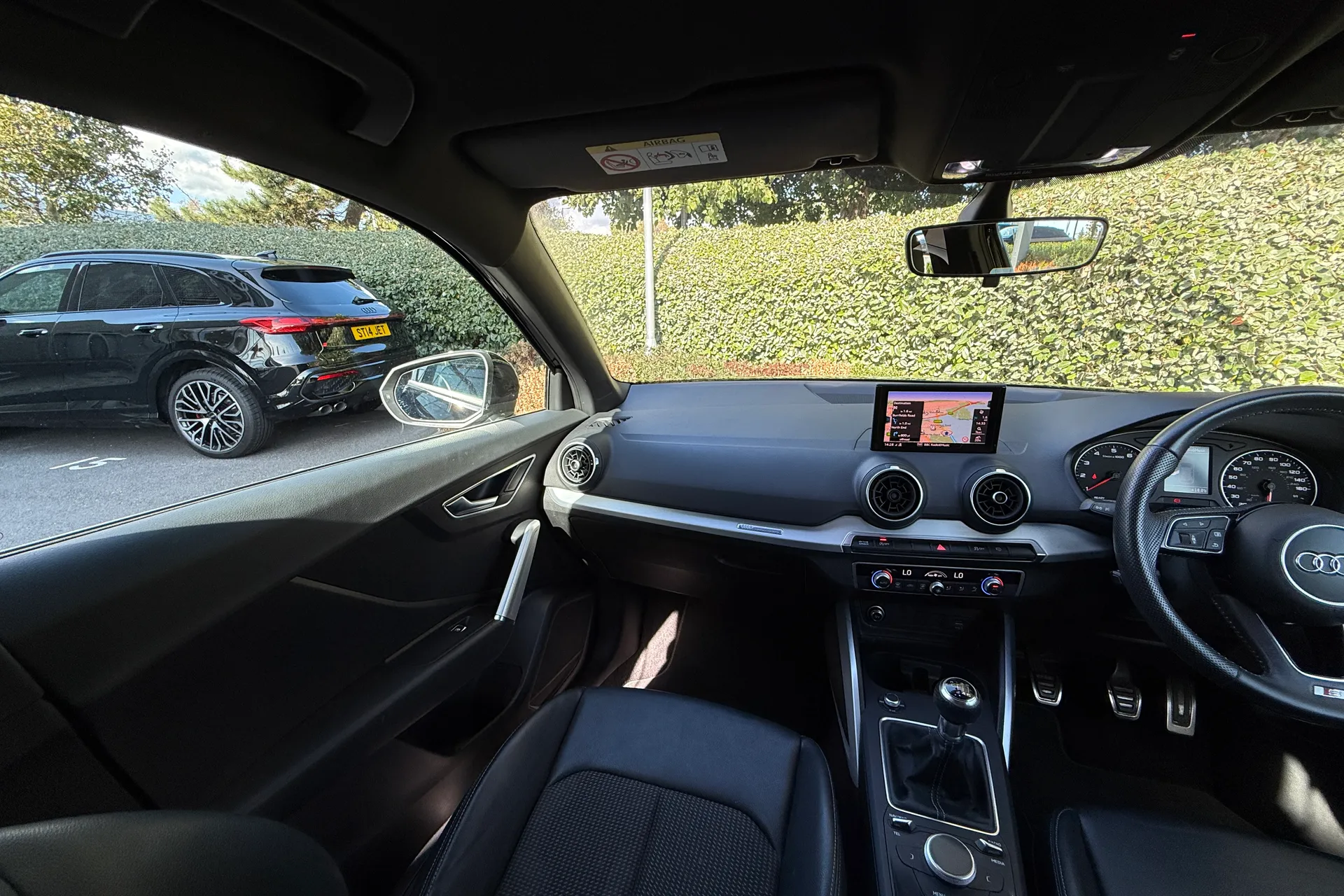 Audi Q2 thumbnail image number 42